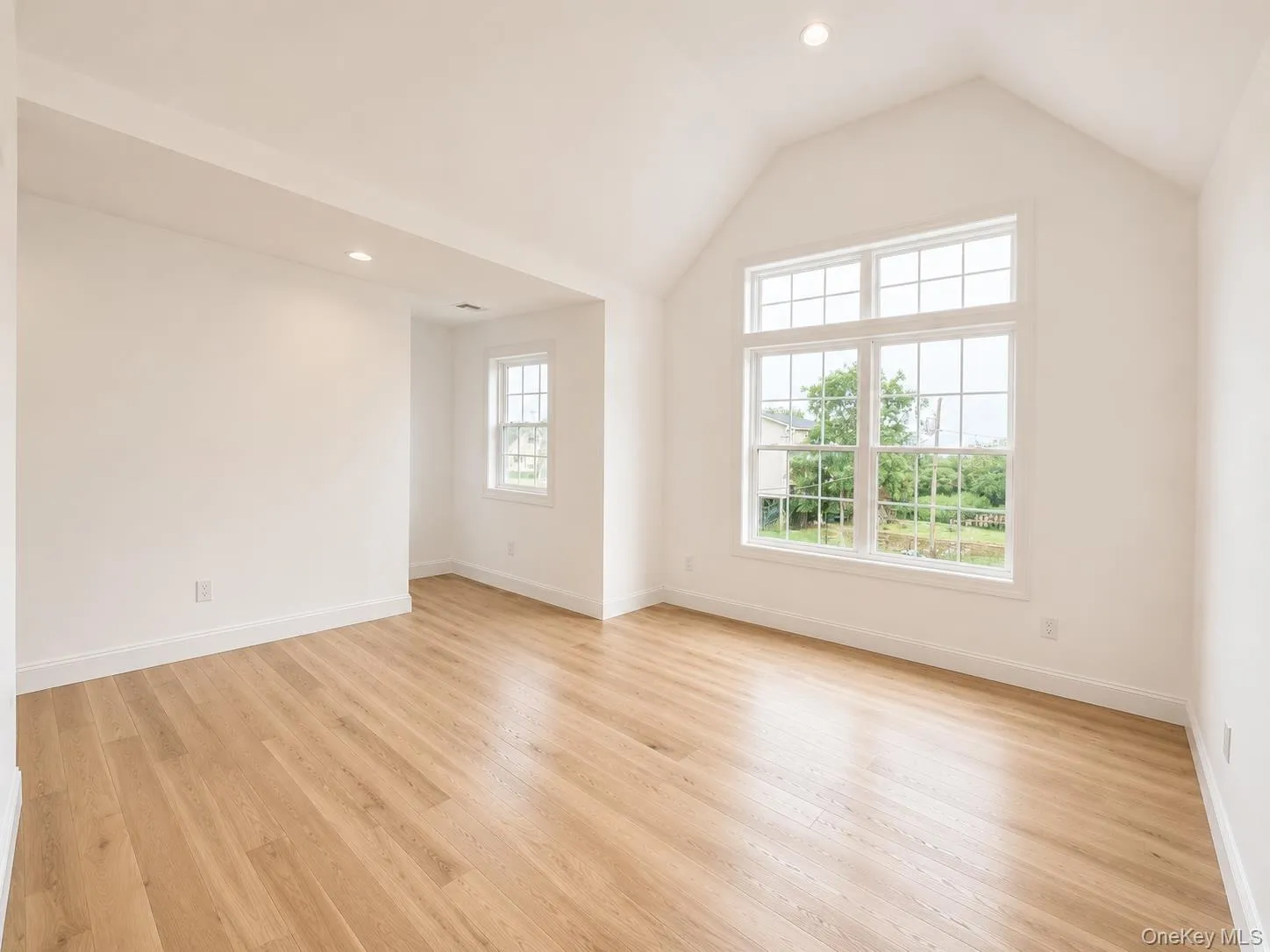 7 Edgewater Drive, Brookhaven, NY, 3 Bedrooms Bedrooms, 7 Rooms Rooms,2 BathroomsBathrooms,Residential,For Rent,Edgewater,0,1027292 7 Edgewater Drive, Brookhaven, NY, 3 Bedrooms Bedrooms, 7 Rooms Rooms,2 BathroomsBathrooms,Residential,For Rent,Edgewater,0,1027292