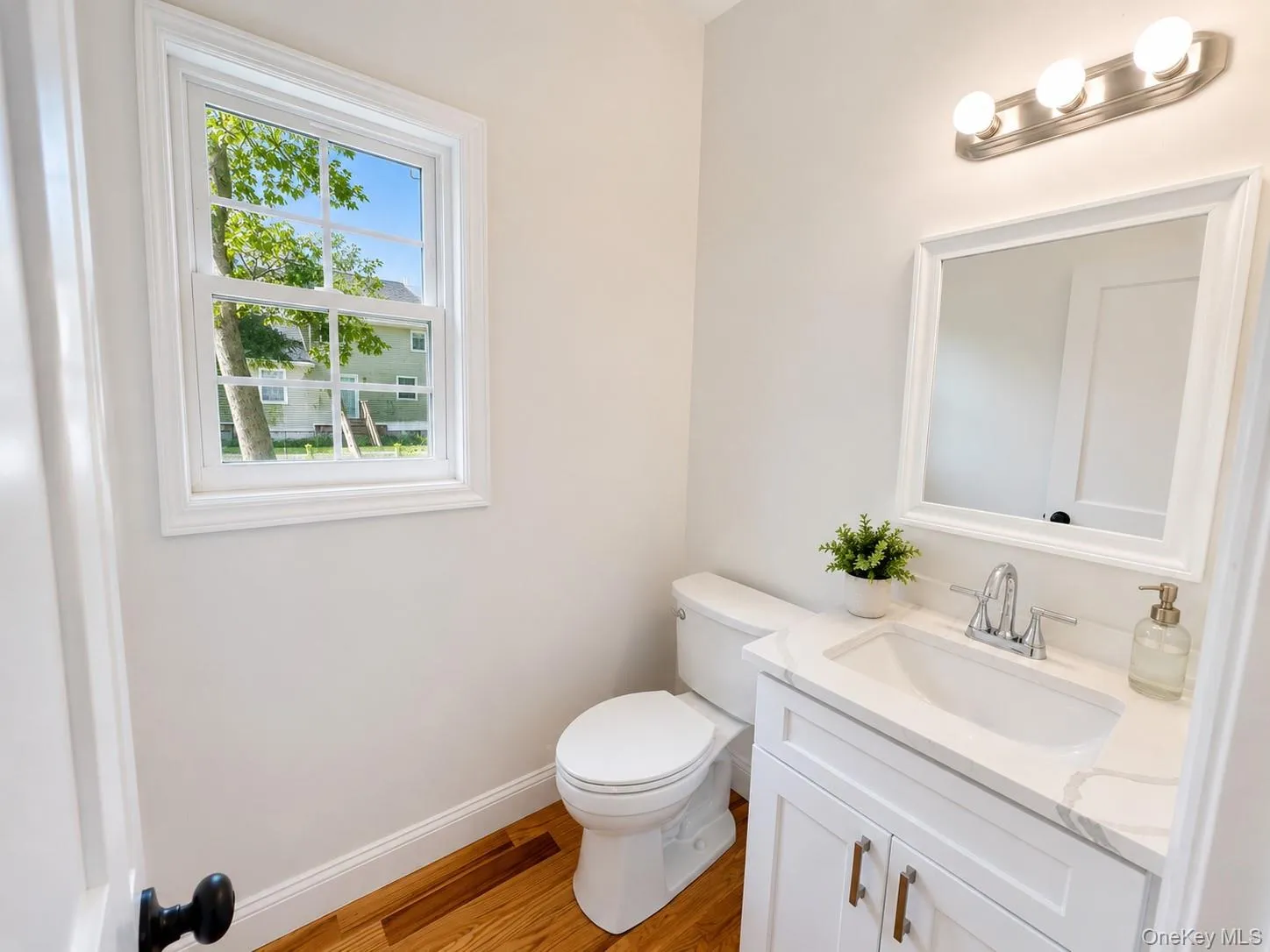 7 Edgewater Drive, Brookhaven, NY, 3 Bedrooms Bedrooms, 7 Rooms Rooms,2 BathroomsBathrooms,Residential,For Rent,Edgewater,0,1027292 7 Edgewater Drive, Brookhaven, NY, 3 Bedrooms Bedrooms, 7 Rooms Rooms,2 BathroomsBathrooms,Residential,For Rent,Edgewater,0,1027292