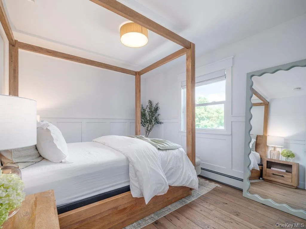 1810 Main Road, Riverhead, NY, 4 Bedrooms Bedrooms, 9 Rooms Rooms,3 BathroomsBathrooms,Residential,For Rent,Main,0,1027302 1810 Main Road, Riverhead, NY, 4 Bedrooms Bedrooms, 9 Rooms Rooms,3 BathroomsBathrooms,Residential,For Rent,Main,0,1027302