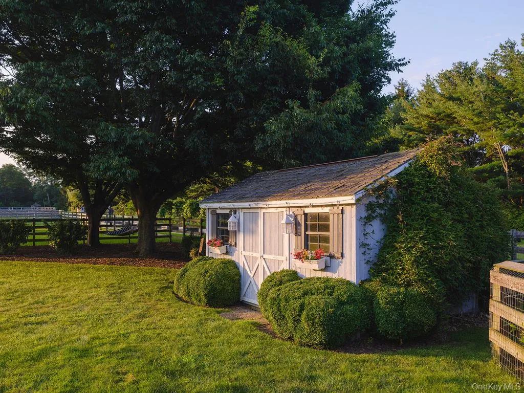 1810 Main Road, Riverhead, NY, 4 Bedrooms Bedrooms, 9 Rooms Rooms,3 BathroomsBathrooms,Residential,For Rent,Main,0,1027302 1810 Main Road, Riverhead, NY, 4 Bedrooms Bedrooms, 9 Rooms Rooms,3 BathroomsBathrooms,Residential,For Rent,Main,0,1027302