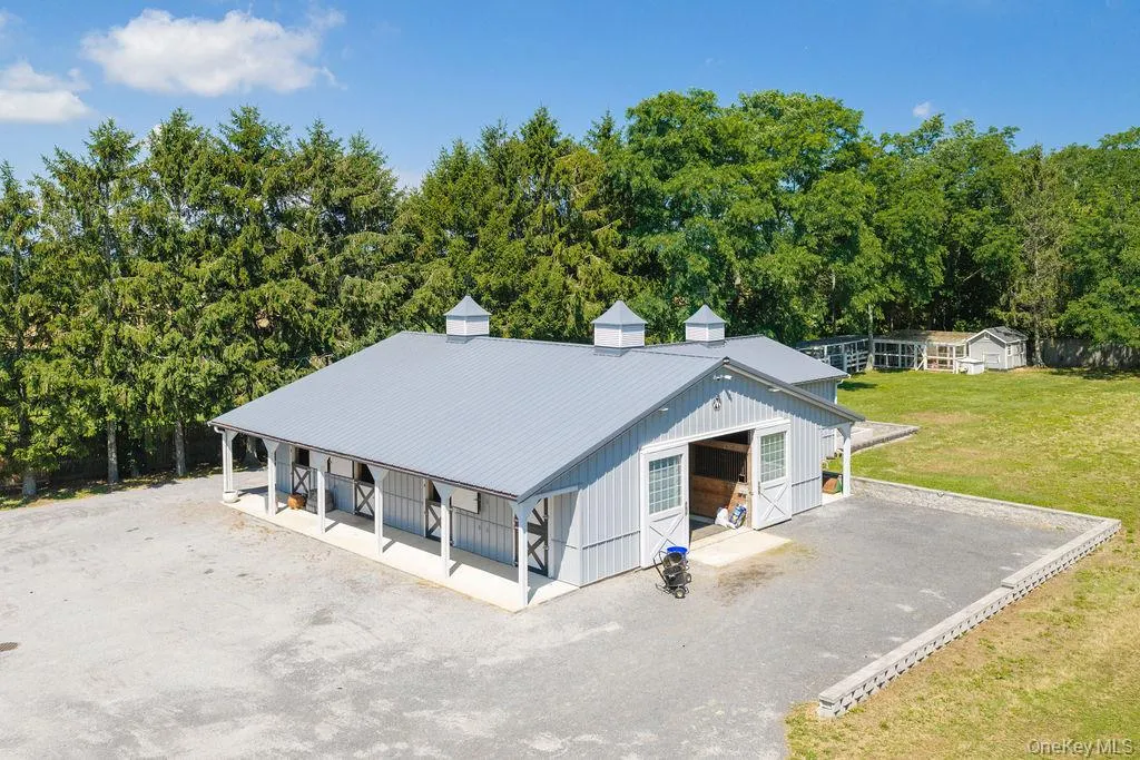 1810 Main Road, Riverhead, NY, 4 Bedrooms Bedrooms, 9 Rooms Rooms,3 BathroomsBathrooms,Residential,For Rent,Main,0,1027302 1810 Main Road, Riverhead, NY, 4 Bedrooms Bedrooms, 9 Rooms Rooms,3 BathroomsBathrooms,Residential,For Rent,Main,0,1027302