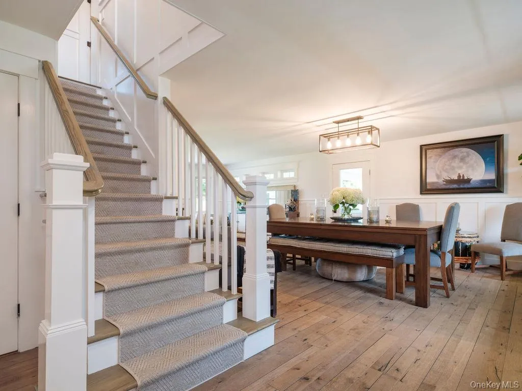 1810 Main Road, Riverhead, NY, 4 Bedrooms Bedrooms, 9 Rooms Rooms,3 BathroomsBathrooms,Residential,For Rent,Main,0,1027302 1810 Main Road, Riverhead, NY, 4 Bedrooms Bedrooms, 9 Rooms Rooms,3 BathroomsBathrooms,Residential,For Rent,Main,0,1027302