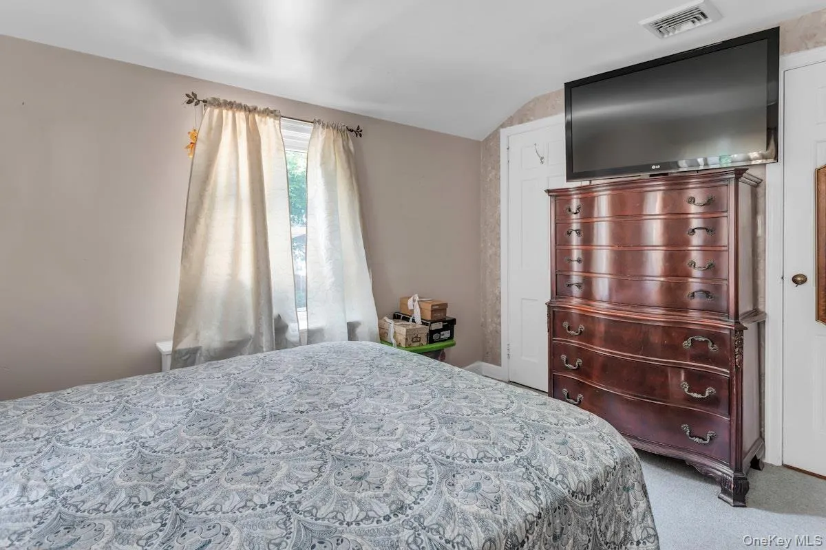 181 Woodbine Avenue, Hempstead, NY, 3 Bedrooms Bedrooms, 7 Rooms Rooms,2 BathroomsBathrooms,Residential,For Rent,Woodbine,0,1027305 181 Woodbine Avenue, Hempstead, NY, 3 Bedrooms Bedrooms, 7 Rooms Rooms,2 BathroomsBathrooms,Residential,For Rent,Woodbine,0,1027305