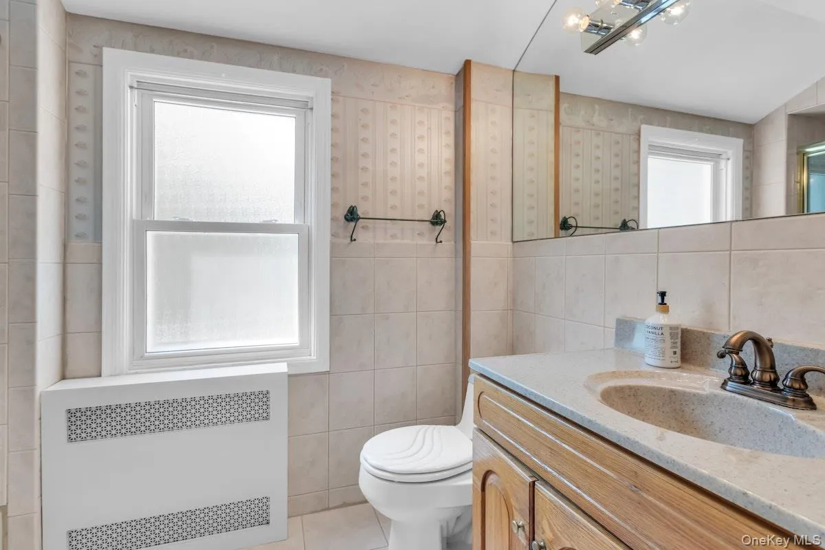 Full Bath (Tub) Full Bath (Tub)