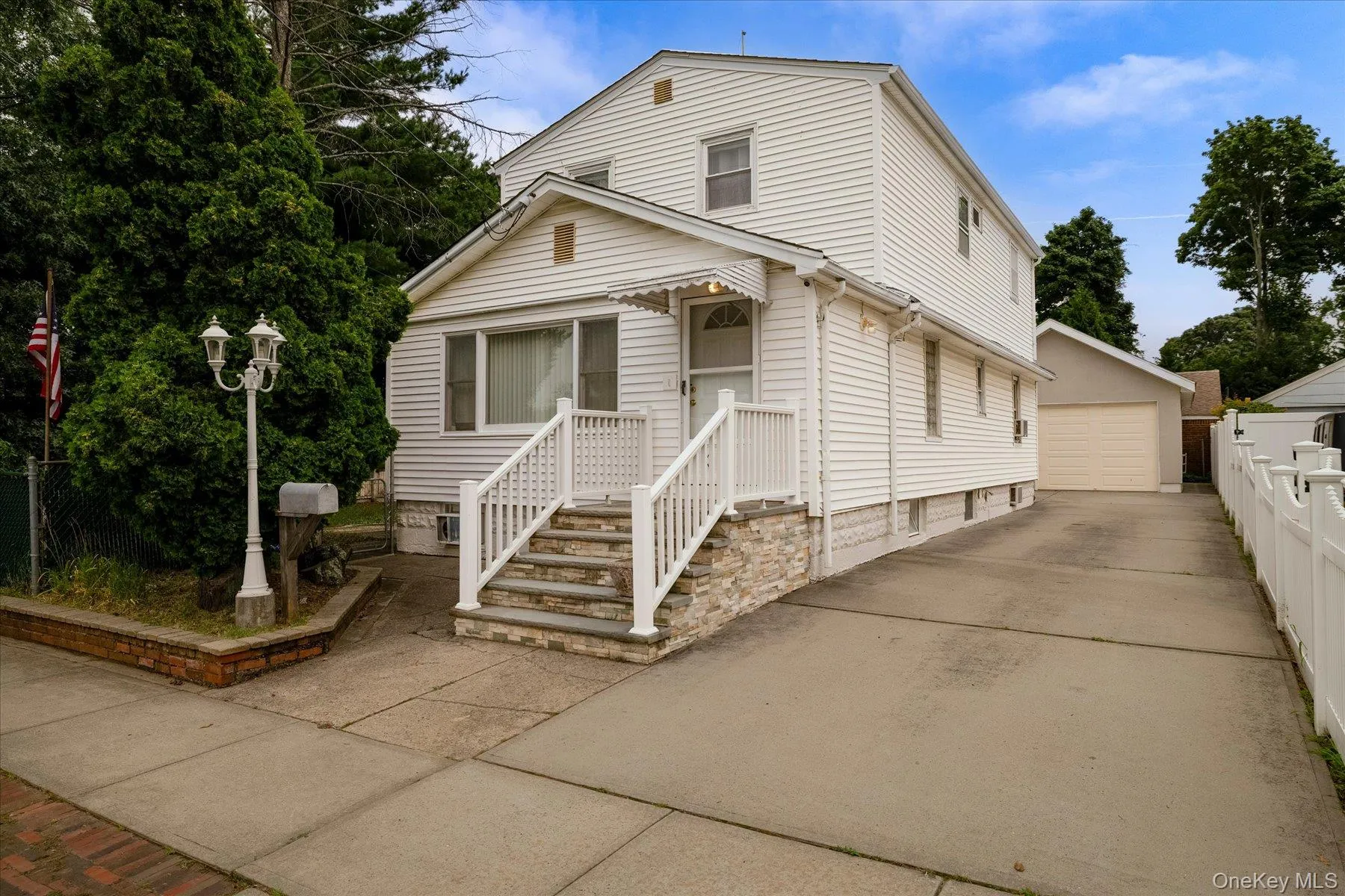 303 Oceanside Parkway, Hempstead, NY, 4 Bedrooms Bedrooms, 8 Rooms Rooms,2 BathroomsBathrooms,Residential,For Rent,Oceanside,0,1027309 303 Oceanside Parkway, Hempstead, NY, 4 Bedrooms Bedrooms, 8 Rooms Rooms,2 BathroomsBathrooms,Residential,For Rent,Oceanside,0,1027309