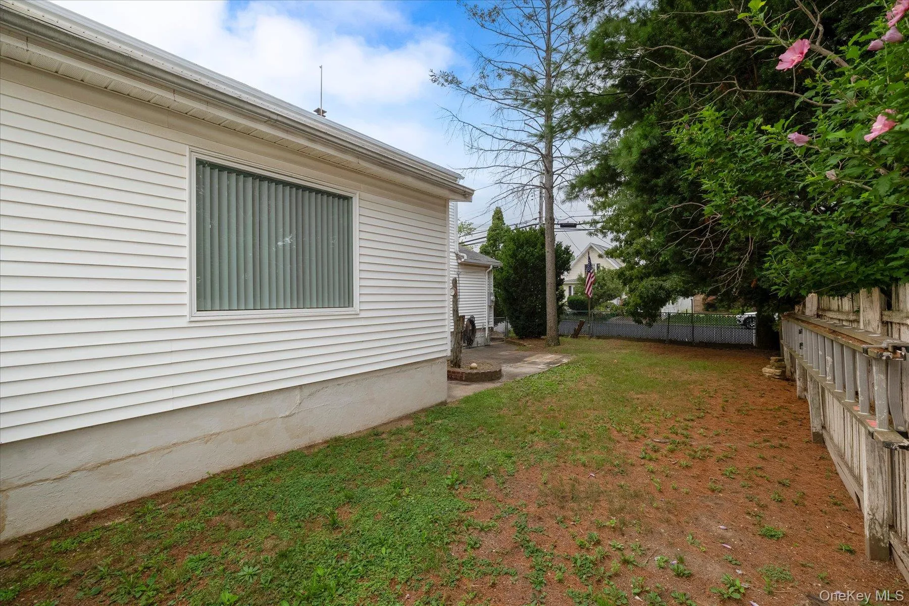 303 Oceanside Parkway, Hempstead, NY, 4 Bedrooms Bedrooms, 8 Rooms Rooms,2 BathroomsBathrooms,Residential,For Rent,Oceanside,0,1027309 303 Oceanside Parkway, Hempstead, NY, 4 Bedrooms Bedrooms, 8 Rooms Rooms,2 BathroomsBathrooms,Residential,For Rent,Oceanside,0,1027309