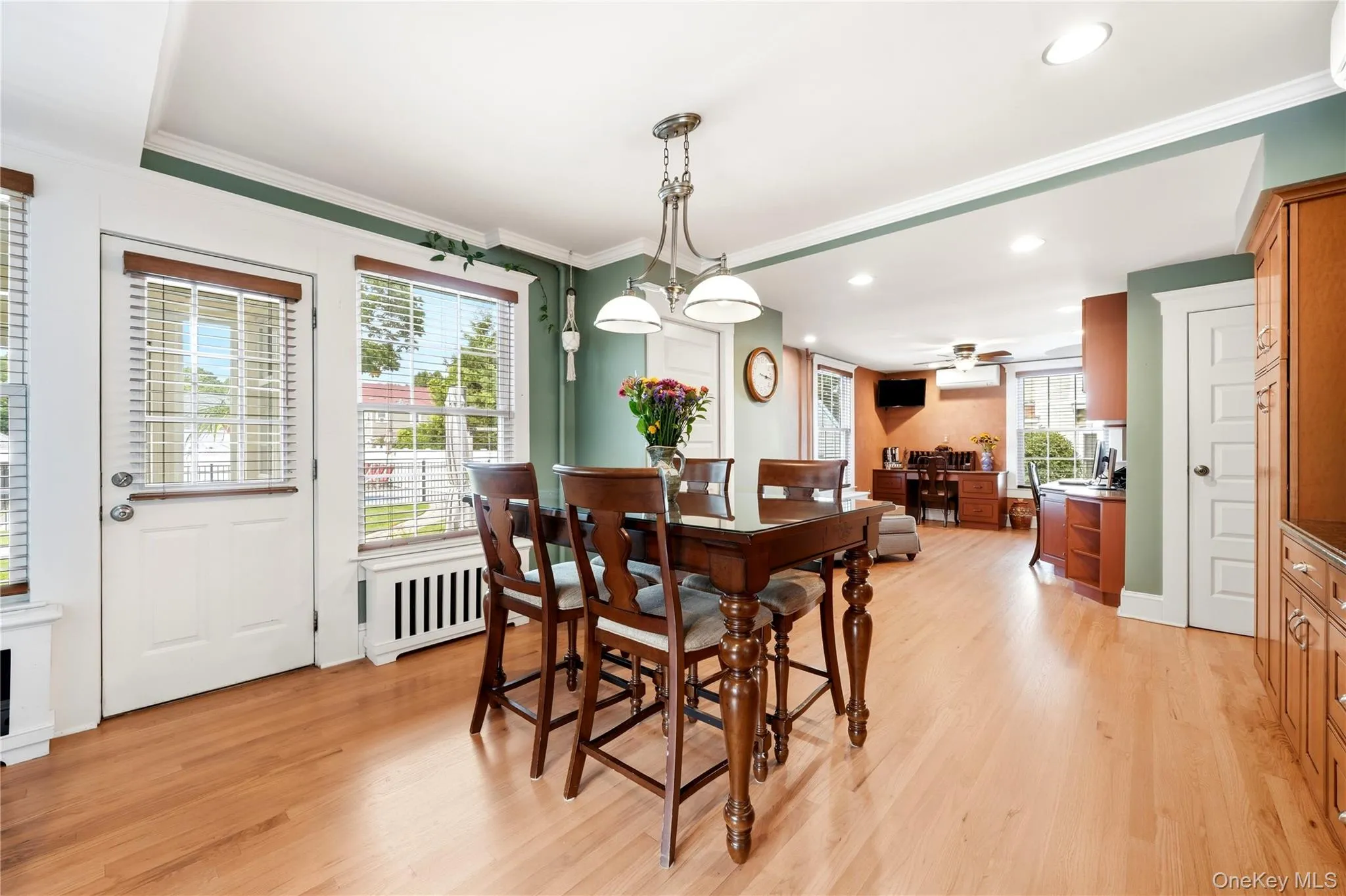 11 Hampton Street, Islip, NY, 4 Bedrooms Bedrooms, 8 Rooms Rooms,2 BathroomsBathrooms,Residential,For Rent,Hampton,0,1027313 11 Hampton Street, Islip, NY, 4 Bedrooms Bedrooms, 8 Rooms Rooms,2 BathroomsBathrooms,Residential,For Rent,Hampton,0,1027313