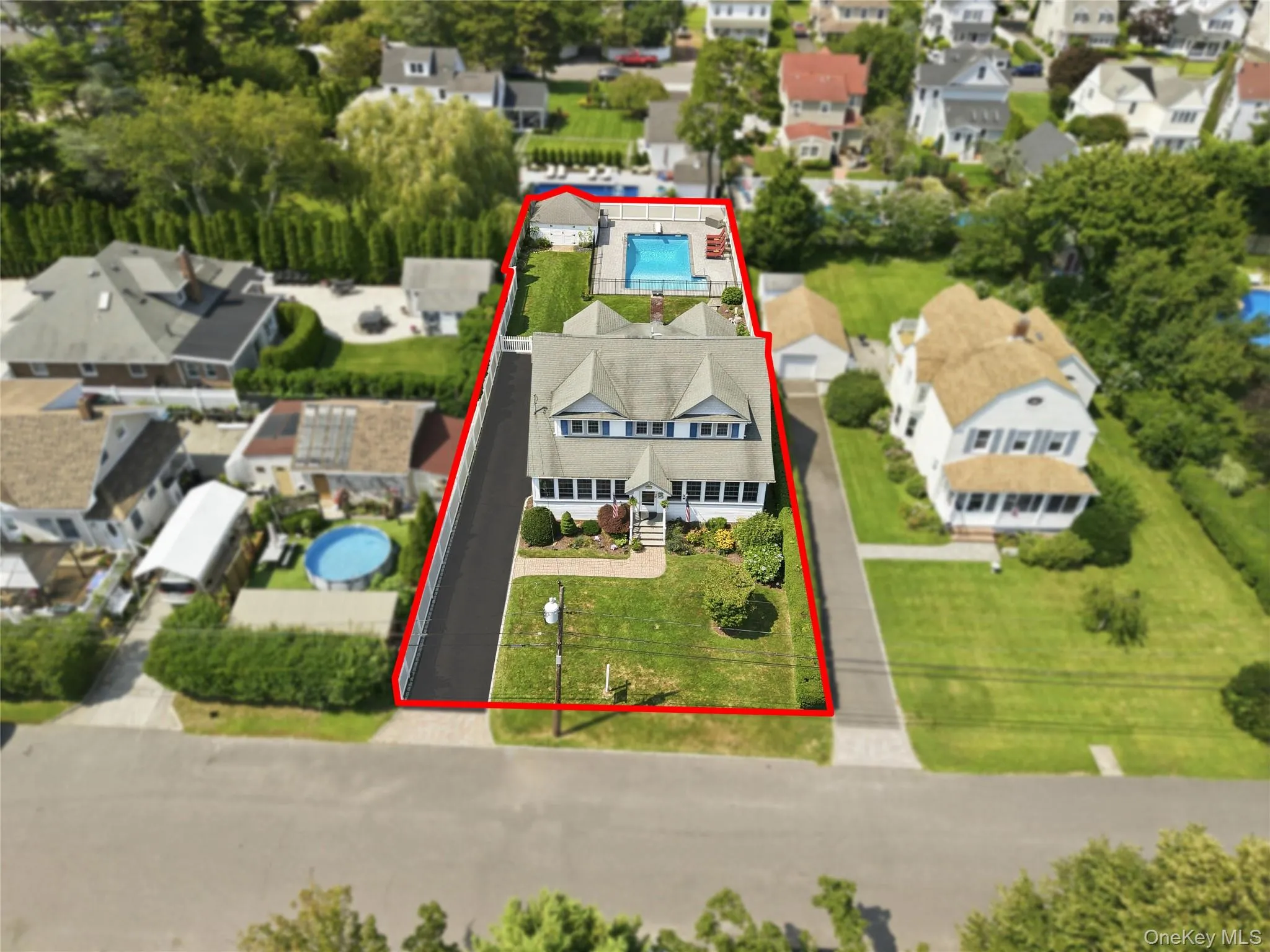 11 Hampton Street, Islip, NY, 4 Bedrooms Bedrooms, 8 Rooms Rooms,2 BathroomsBathrooms,Residential,For Rent,Hampton,0,1027313 11 Hampton Street, Islip, NY, 4 Bedrooms Bedrooms, 8 Rooms Rooms,2 BathroomsBathrooms,Residential,For Rent,Hampton,0,1027313