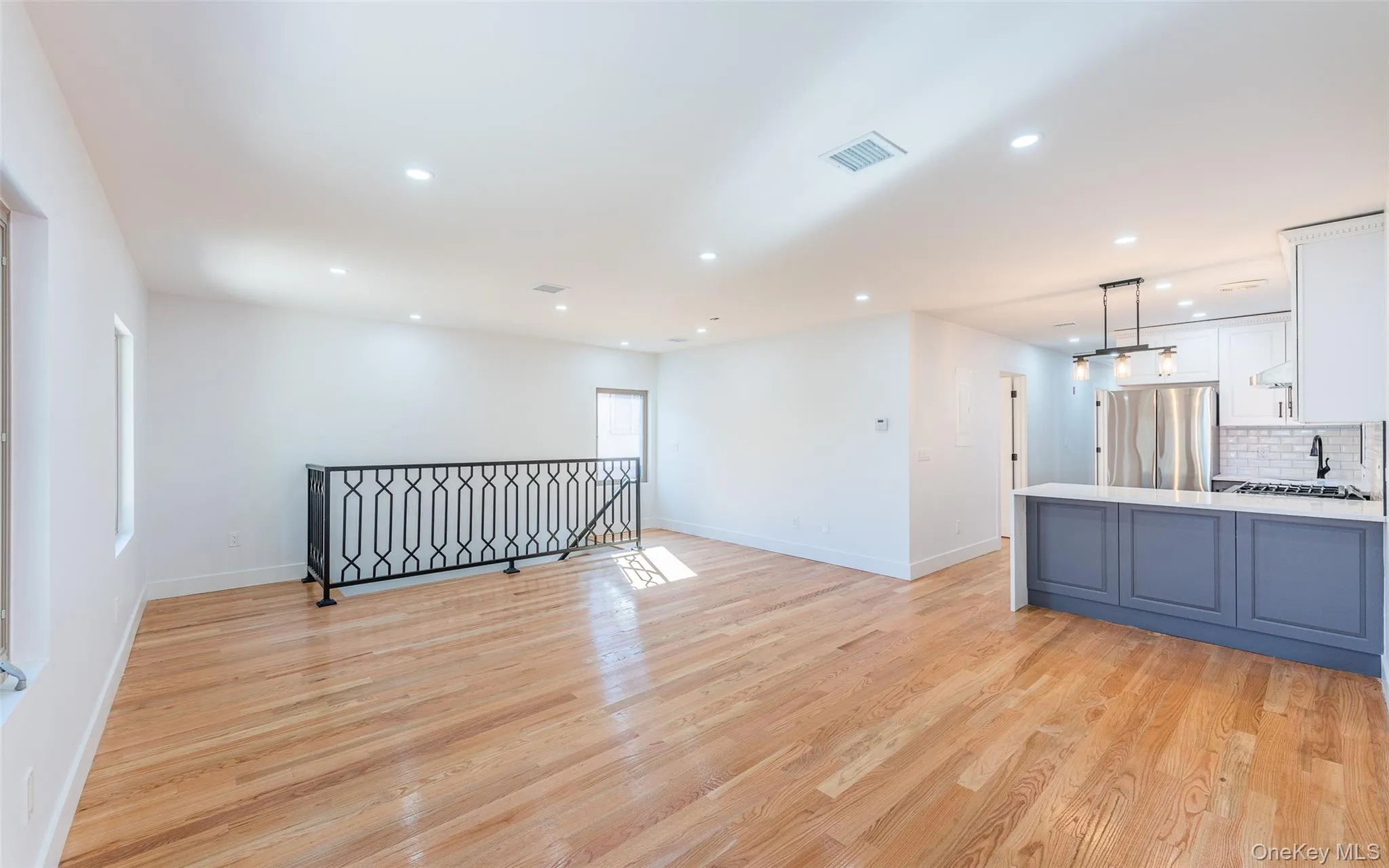 4634 211th Street, New York, NY, 4 Bedrooms Bedrooms, 6 Rooms Rooms,2 BathroomsBathrooms,Residential Lease,For Rent,211th,0,1027317 4634 211th Street, New York, NY, 4 Bedrooms Bedrooms, 6 Rooms Rooms,2 BathroomsBathrooms,Residential Lease,For Rent,211th,0,1027317