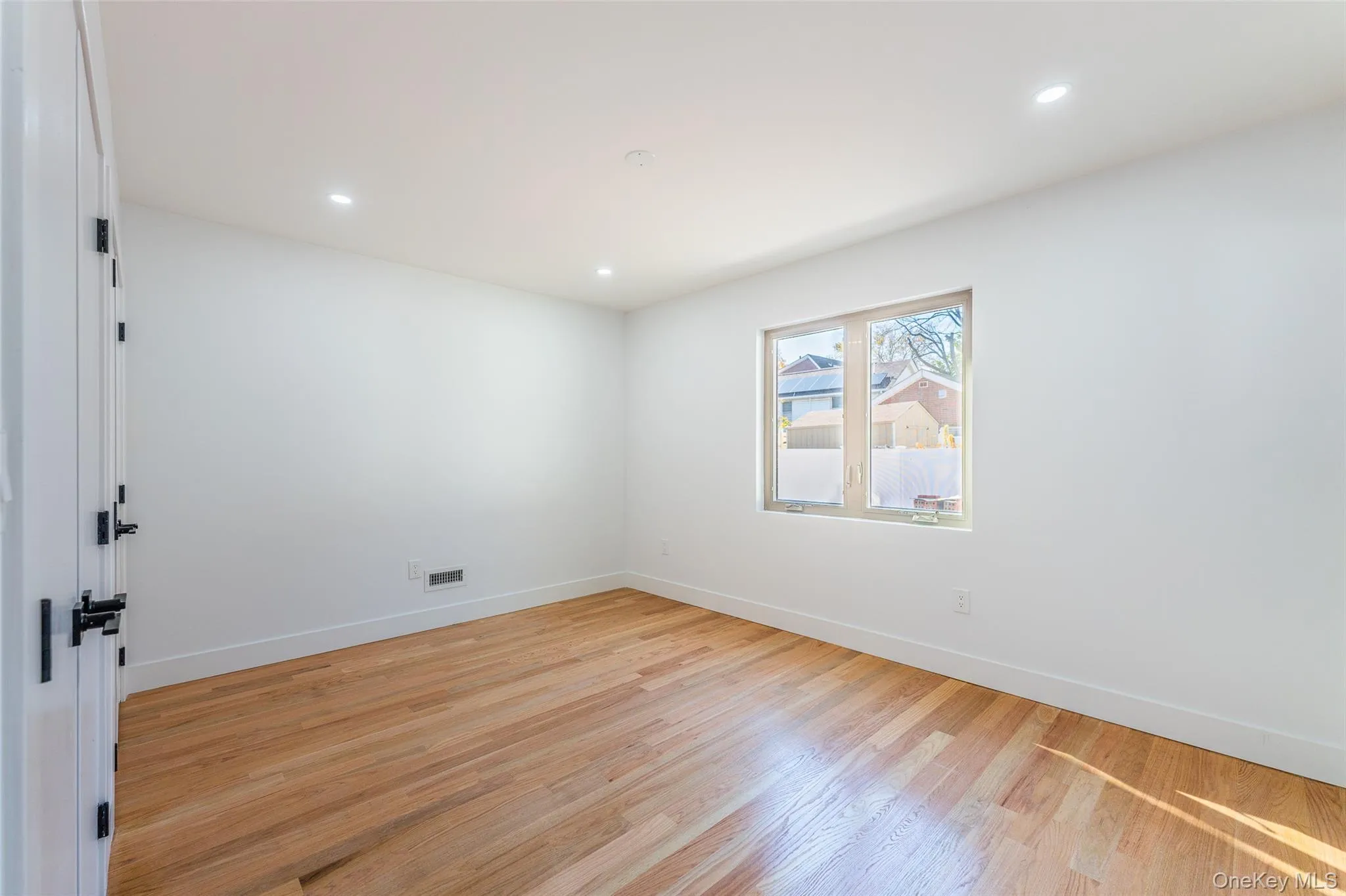 4634 211th Street, New York, NY, 4 Bedrooms Bedrooms, 6 Rooms Rooms,2 BathroomsBathrooms,Residential Lease,For Rent,211th,0,1027317 4634 211th Street, New York, NY, 4 Bedrooms Bedrooms, 6 Rooms Rooms,2 BathroomsBathrooms,Residential Lease,For Rent,211th,0,1027317