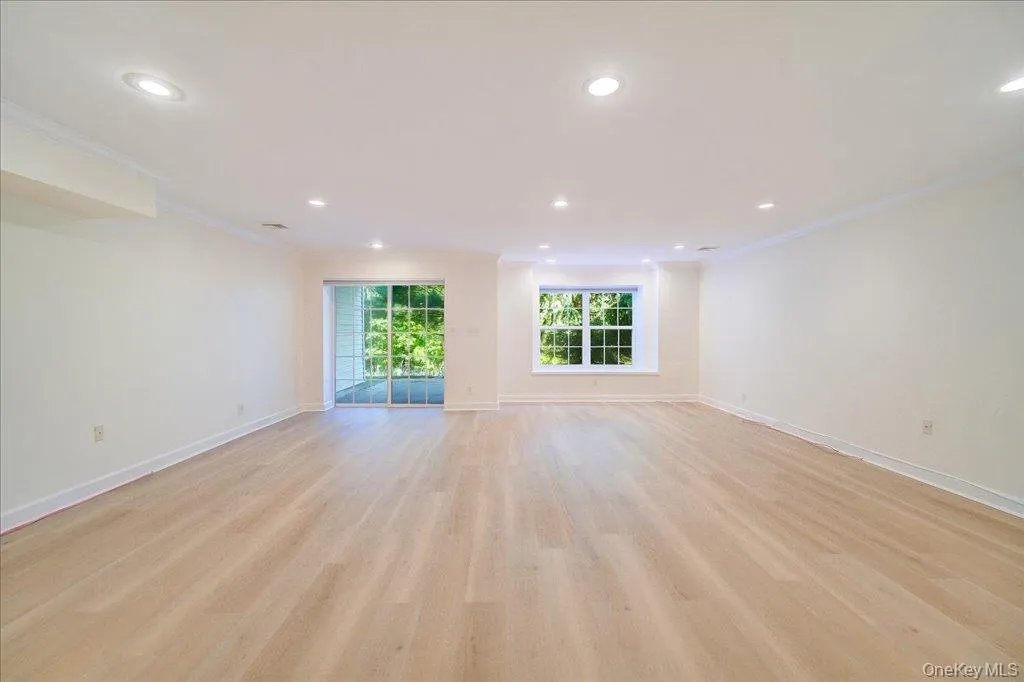 6204 High Ridge Court, Fishkill, NY, 3 Bedrooms Bedrooms, 11 Rooms Rooms,2 BathroomsBathrooms,Residential,For Rent,High Ridge,0,1027323 6204 High Ridge Court, Fishkill, NY, 3 Bedrooms Bedrooms, 11 Rooms Rooms,2 BathroomsBathrooms,Residential,For Rent,High Ridge,0,1027323