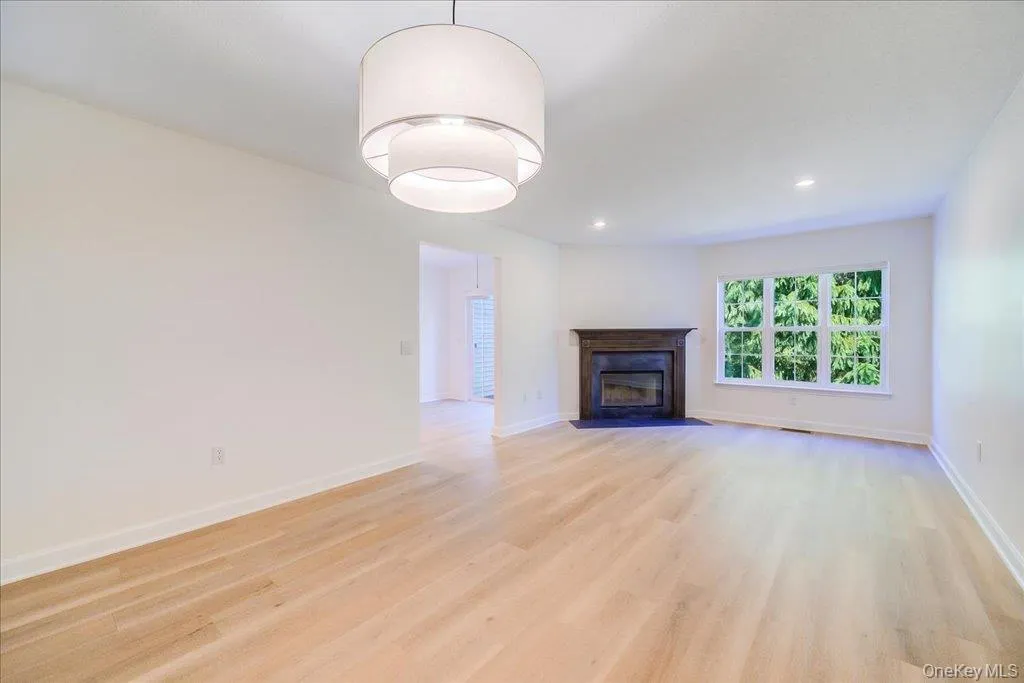 6204 High Ridge Court, Fishkill, NY, 3 Bedrooms Bedrooms, 11 Rooms Rooms,2 BathroomsBathrooms,Residential,For Rent,High Ridge,0,1027323 6204 High Ridge Court, Fishkill, NY, 3 Bedrooms Bedrooms, 11 Rooms Rooms,2 BathroomsBathrooms,Residential,For Rent,High Ridge,0,1027323