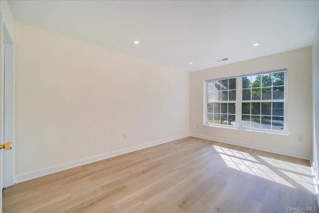 6204 High Ridge Court, Fishkill, NY, 3 Bedrooms Bedrooms, 11 Rooms Rooms,2 BathroomsBathrooms,Residential,For Rent,High Ridge,0,1027323 6204 High Ridge Court, Fishkill, NY, 3 Bedrooms Bedrooms, 11 Rooms Rooms,2 BathroomsBathrooms,Residential,For Rent,High Ridge,0,1027323