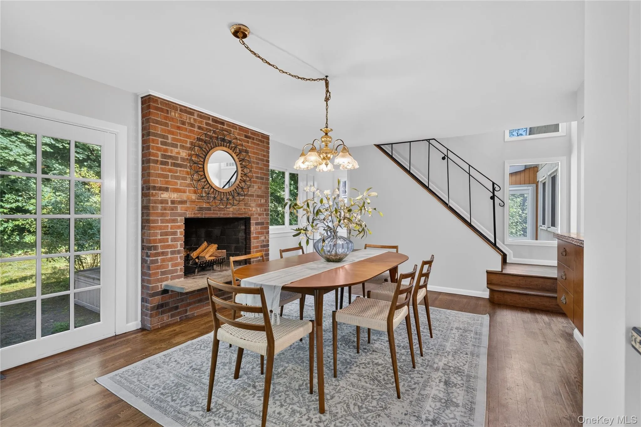 Exposed brick, hardwood floors, french doors to patio Exposed brick, hardwood floors, french doors to patio