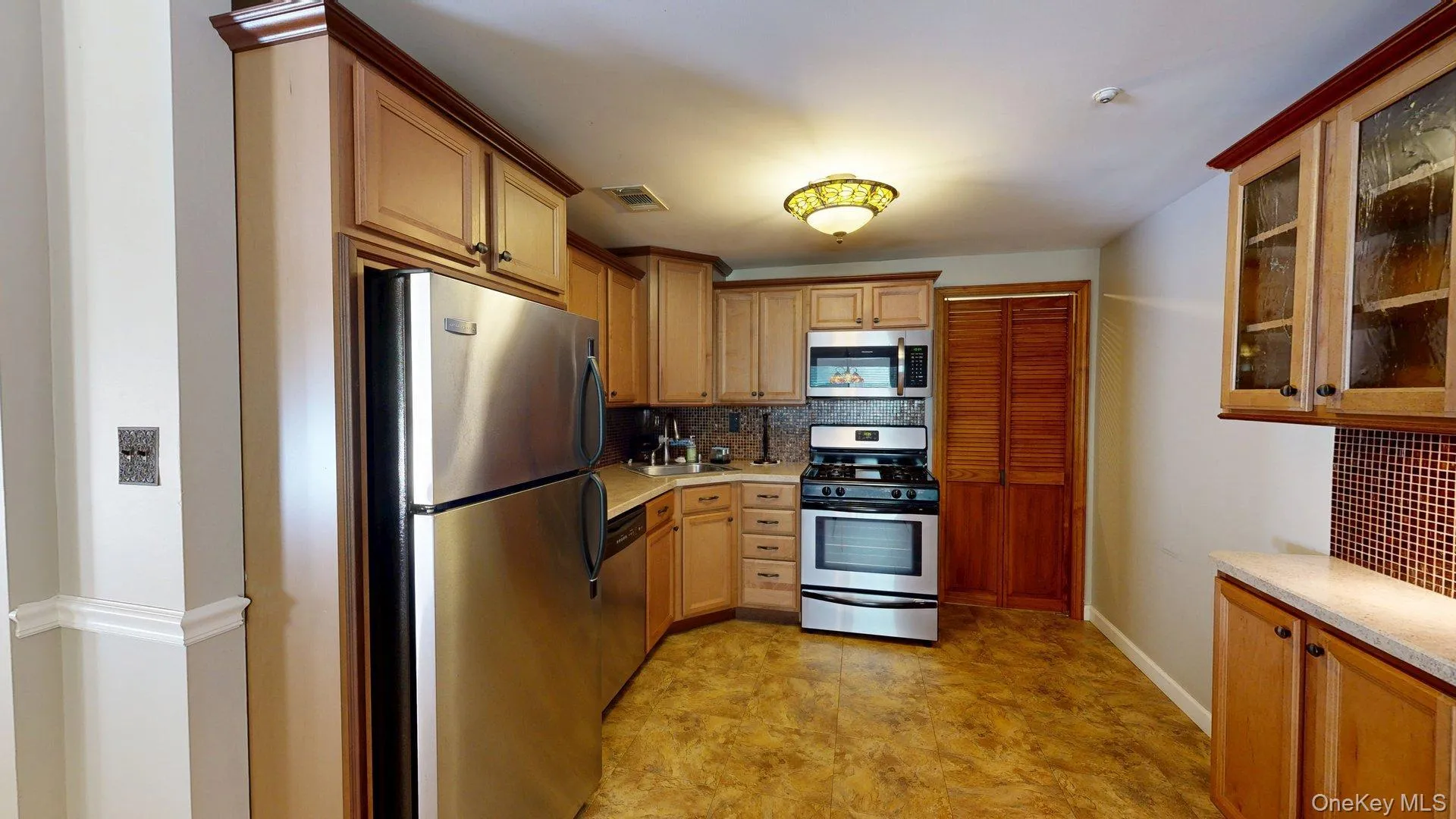 604 Blue Ridge Drive, Brookhaven, NY, 1 Bedroom Bedrooms, 5 Rooms Rooms,1 BathroomBathrooms,Residential,For Rent,Blue Ridge,0,1027326 604 Blue Ridge Drive, Brookhaven, NY, 1 Bedroom Bedrooms, 5 Rooms Rooms,1 BathroomBathrooms,Residential,For Rent,Blue Ridge,0,1027326