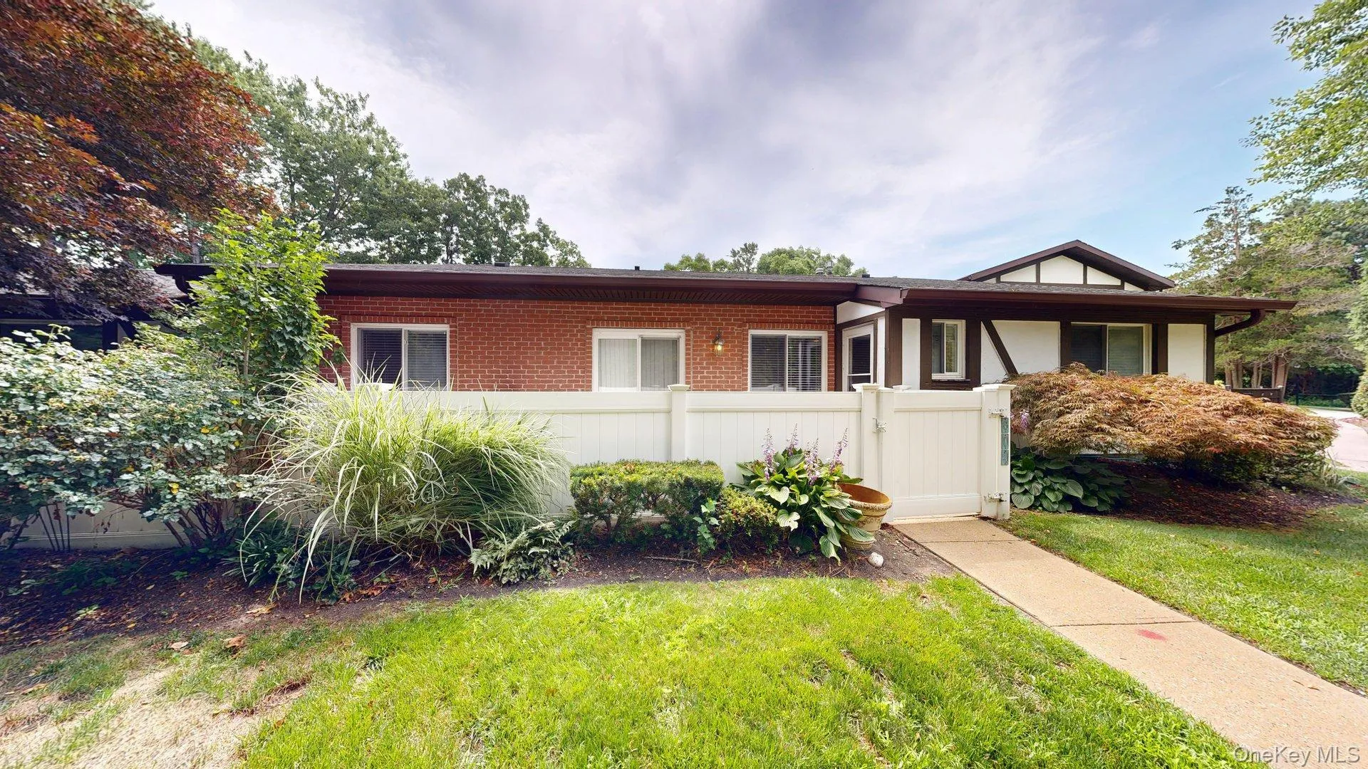 604 Blue Ridge Drive, Brookhaven, NY, 1 Bedroom Bedrooms, 5 Rooms Rooms,1 BathroomBathrooms,Residential,For Rent,Blue Ridge,0,1027326 604 Blue Ridge Drive, Brookhaven, NY, 1 Bedroom Bedrooms, 5 Rooms Rooms,1 BathroomBathrooms,Residential,For Rent,Blue Ridge,0,1027326