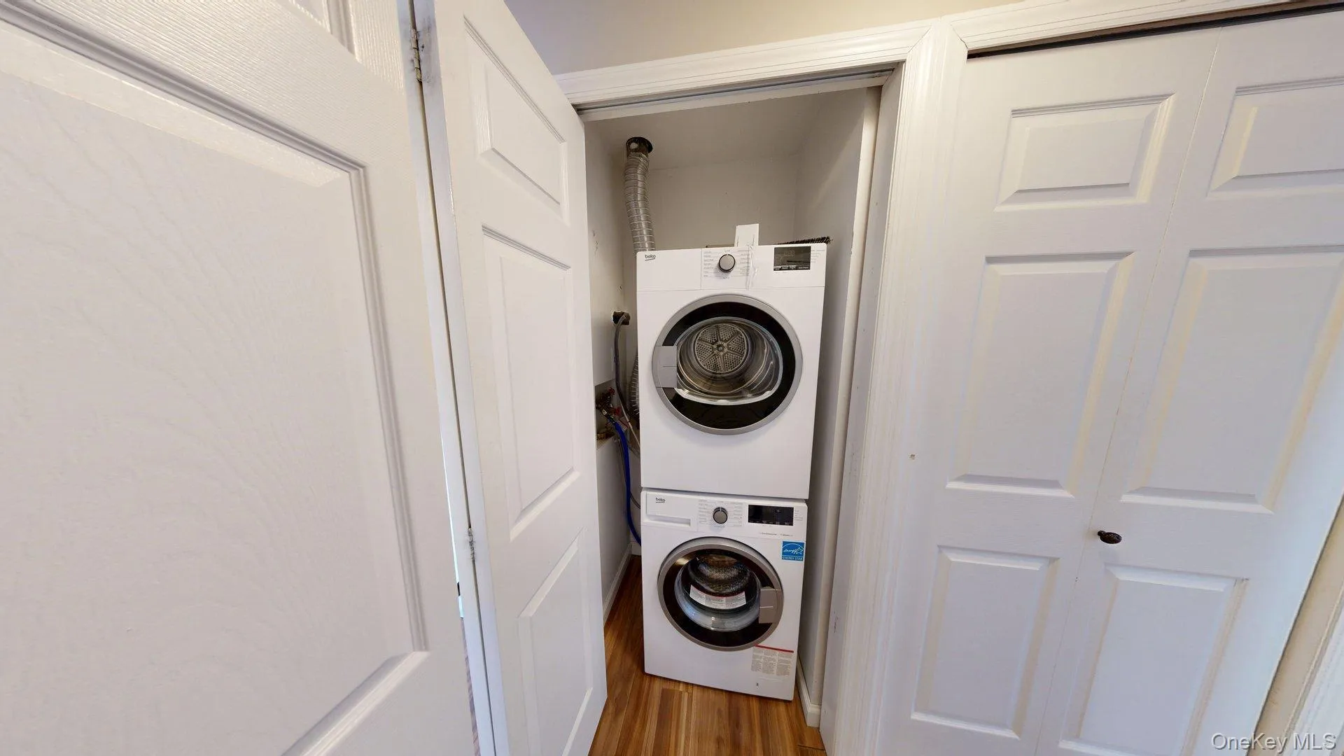 604 Blue Ridge Drive, Brookhaven, NY, 1 Bedroom Bedrooms, 5 Rooms Rooms,1 BathroomBathrooms,Residential,For Rent,Blue Ridge,0,1027326 604 Blue Ridge Drive, Brookhaven, NY, 1 Bedroom Bedrooms, 5 Rooms Rooms,1 BathroomBathrooms,Residential,For Rent,Blue Ridge,0,1027326