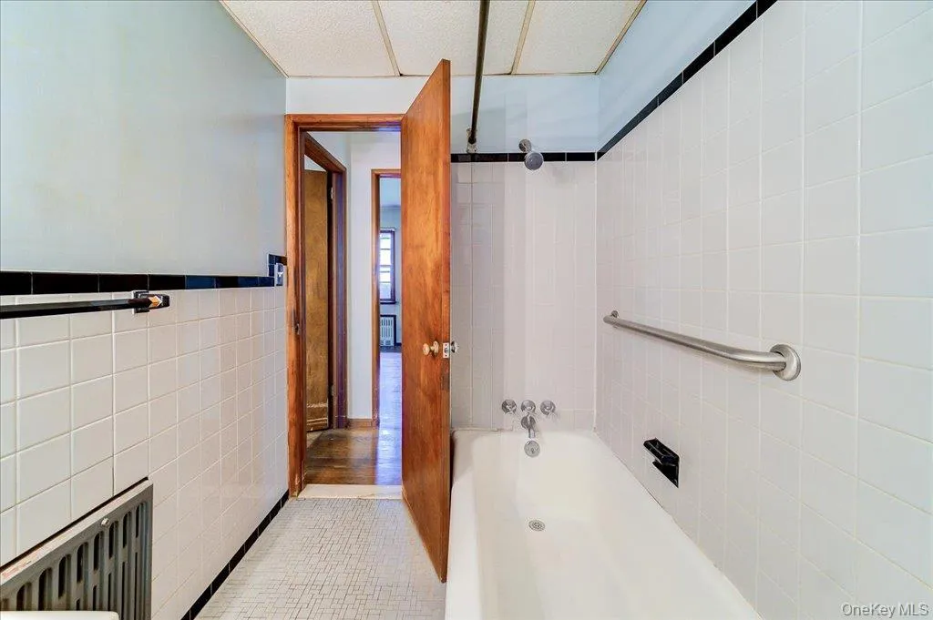 15 Nightingale Road, Bedford, NY, 4 Bedrooms Bedrooms, 8 Rooms Rooms,2 BathroomsBathrooms,Residential,For Rent,Nightingale,0,1027327 15 Nightingale Road, Bedford, NY, 4 Bedrooms Bedrooms, 8 Rooms Rooms,2 BathroomsBathrooms,Residential,For Rent,Nightingale,0,1027327