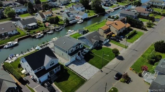 30 Berger Avenue, Babylon, NY, 4 Bedrooms Bedrooms, 7 Rooms Rooms,2 BathroomsBathrooms,Residential,For Rent,Berger,0,1027328 30 Berger Avenue, Babylon, NY, 4 Bedrooms Bedrooms, 7 Rooms Rooms,2 BathroomsBathrooms,Residential,For Rent,Berger,0,1027328