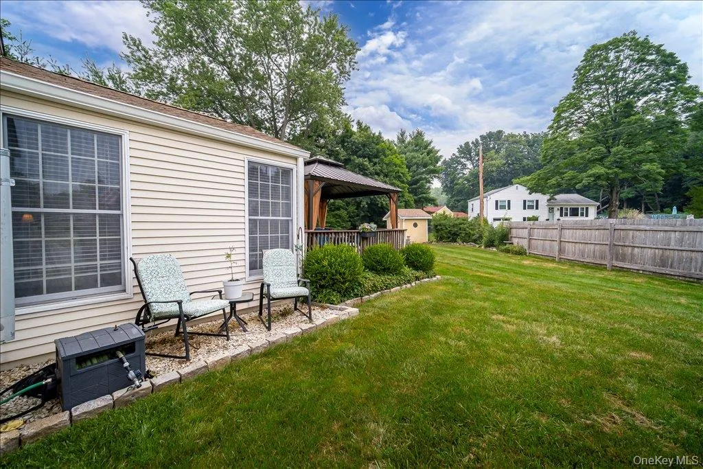17 Brian Road, Poughkeepsie (town), NY, 3 Bedrooms Bedrooms, 9 Rooms Rooms,1 BathroomBathrooms,Residential,For Rent,Brian,0,1027331 17 Brian Road, Poughkeepsie (town), NY, 3 Bedrooms Bedrooms, 9 Rooms Rooms,1 BathroomBathrooms,Residential,For Rent,Brian,0,1027331