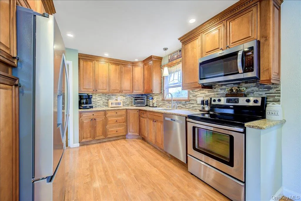 17 Brian Road, Poughkeepsie (town), NY, 3 Bedrooms Bedrooms, 9 Rooms Rooms,1 BathroomBathrooms,Residential,For Rent,Brian,0,1027331 17 Brian Road, Poughkeepsie (town), NY, 3 Bedrooms Bedrooms, 9 Rooms Rooms,1 BathroomBathrooms,Residential,For Rent,Brian,0,1027331
