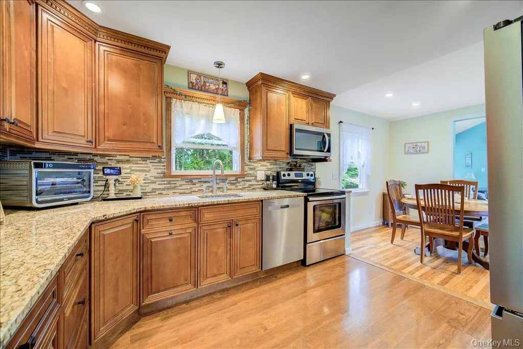 17 Brian Road, Poughkeepsie (town), NY, 3 Bedrooms Bedrooms, 9 Rooms Rooms,1 BathroomBathrooms,Residential,For Rent,Brian,0,1027331 17 Brian Road, Poughkeepsie (town), NY, 3 Bedrooms Bedrooms, 9 Rooms Rooms,1 BathroomBathrooms,Residential,For Rent,Brian,0,1027331
