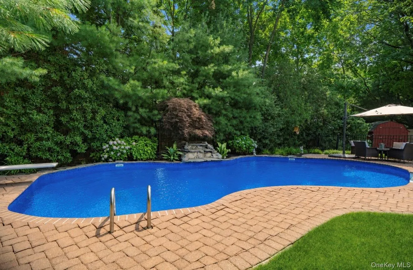 53 Quaker Path, Brookhaven, NY, 3 Bedrooms Bedrooms, 7 Rooms Rooms,2 BathroomsBathrooms,Residential,For Rent,Quaker,0,1027332 53 Quaker Path, Brookhaven, NY, 3 Bedrooms Bedrooms, 7 Rooms Rooms,2 BathroomsBathrooms,Residential,For Rent,Quaker,0,1027332