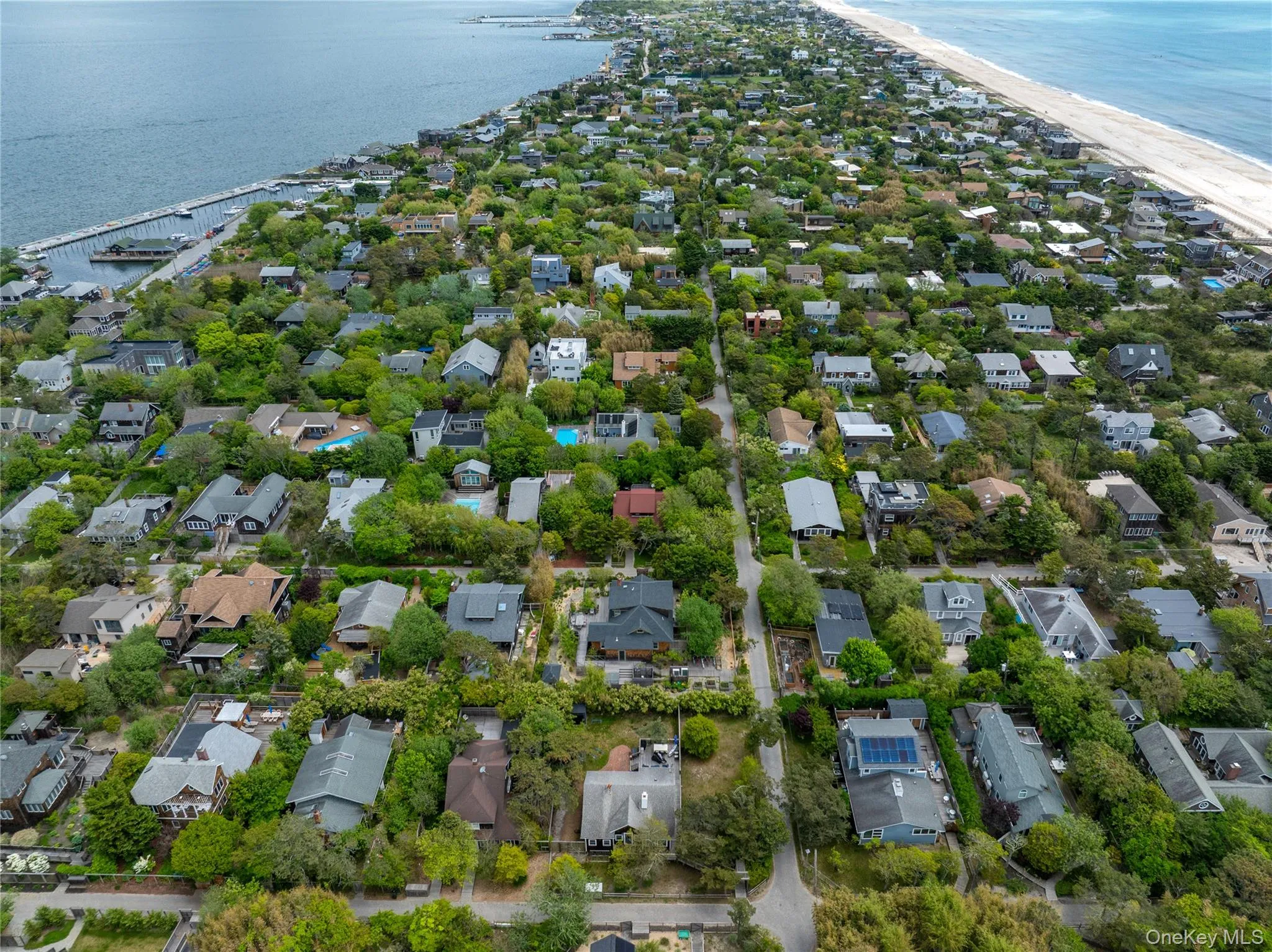 40 Atlantic Avenue, Islip, NY, 4 Bedrooms Bedrooms, 8 Rooms Rooms,2 BathroomsBathrooms,Residential,For Rent,Atlantic,0,1027345 40 Atlantic Avenue, Islip, NY, 4 Bedrooms Bedrooms, 8 Rooms Rooms,2 BathroomsBathrooms,Residential,For Rent,Atlantic,0,1027345