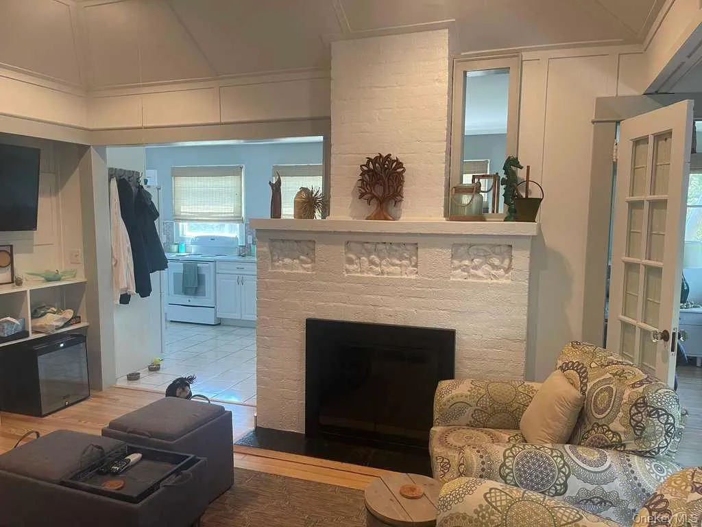 40 Atlantic Avenue, Islip, NY, 4 Bedrooms Bedrooms, 8 Rooms Rooms,2 BathroomsBathrooms,Residential,For Rent,Atlantic,0,1027345 40 Atlantic Avenue, Islip, NY, 4 Bedrooms Bedrooms, 8 Rooms Rooms,2 BathroomsBathrooms,Residential,For Rent,Atlantic,0,1027345