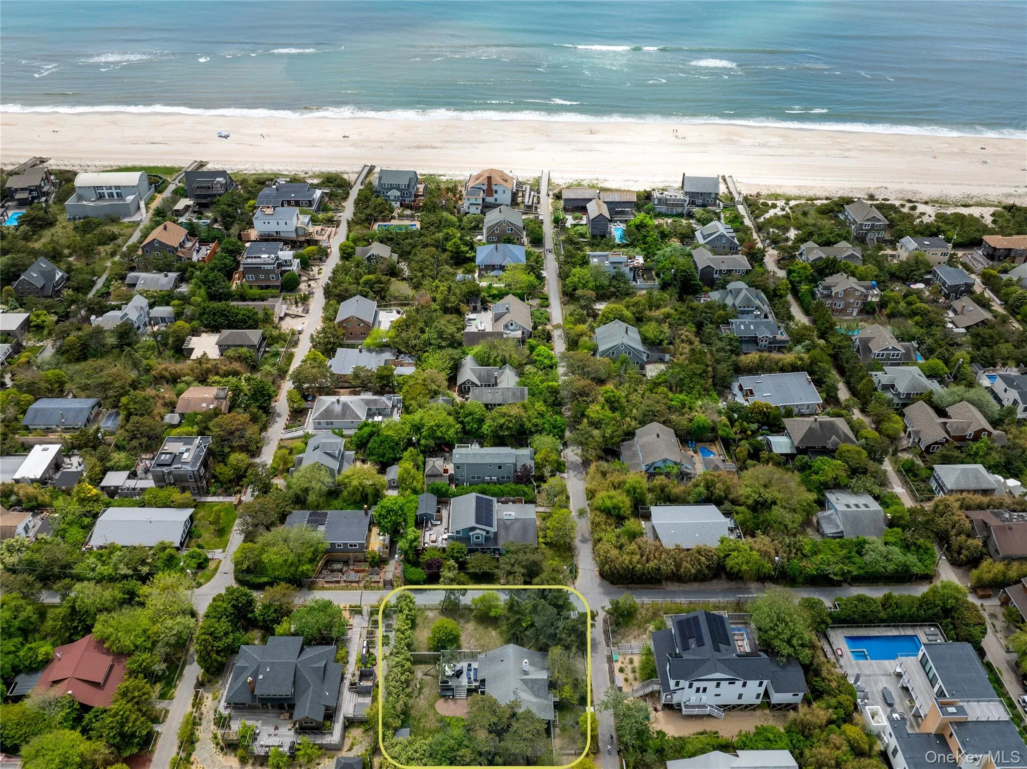 40 Atlantic Avenue, Islip, NY, 4 Bedrooms Bedrooms, 8 Rooms Rooms,2 BathroomsBathrooms,Residential,For Rent,Atlantic,0,1027345 40 Atlantic Avenue, Islip, NY, 4 Bedrooms Bedrooms, 8 Rooms Rooms,2 BathroomsBathrooms,Residential,For Rent,Atlantic,0,1027345