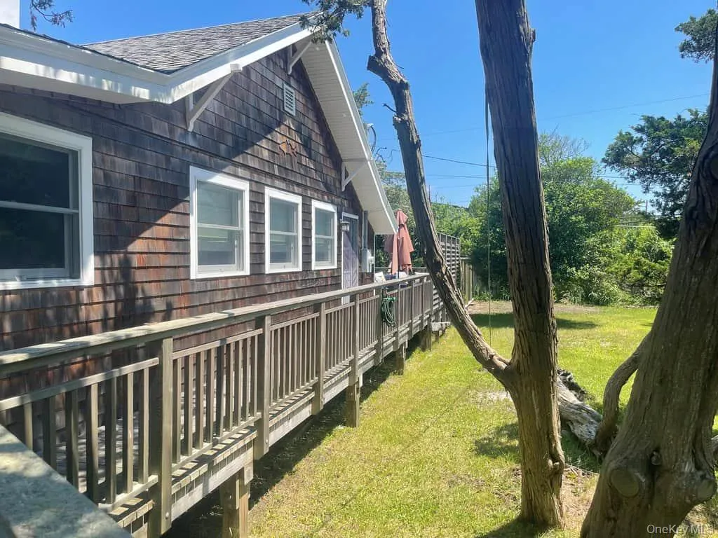40 Atlantic Avenue, Islip, NY, 4 Bedrooms Bedrooms, 8 Rooms Rooms,2 BathroomsBathrooms,Residential,For Rent,Atlantic,0,1027345 40 Atlantic Avenue, Islip, NY, 4 Bedrooms Bedrooms, 8 Rooms Rooms,2 BathroomsBathrooms,Residential,For Rent,Atlantic,0,1027345