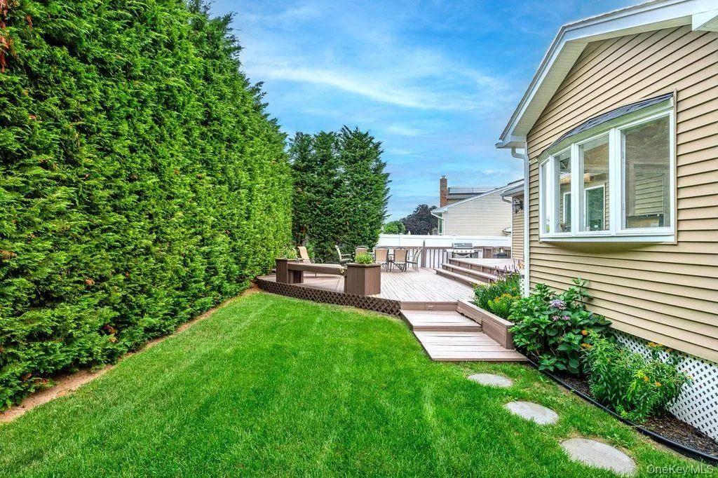 3343 Seawane Drive, Hempstead, NY, 4 Bedrooms Bedrooms, 9 Rooms Rooms,3 BathroomsBathrooms,Residential,For Rent,Seawane,0,1027349 3343 Seawane Drive, Hempstead, NY, 4 Bedrooms Bedrooms, 9 Rooms Rooms,3 BathroomsBathrooms,Residential,For Rent,Seawane,0,1027349