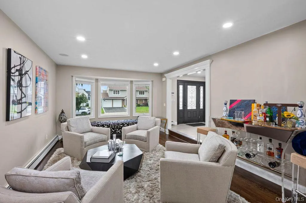 3343 Seawane Drive, Hempstead, NY, 4 Bedrooms Bedrooms, 9 Rooms Rooms,3 BathroomsBathrooms,Residential,For Rent,Seawane,0,1027349 3343 Seawane Drive, Hempstead, NY, 4 Bedrooms Bedrooms, 9 Rooms Rooms,3 BathroomsBathrooms,Residential,For Rent,Seawane,0,1027349