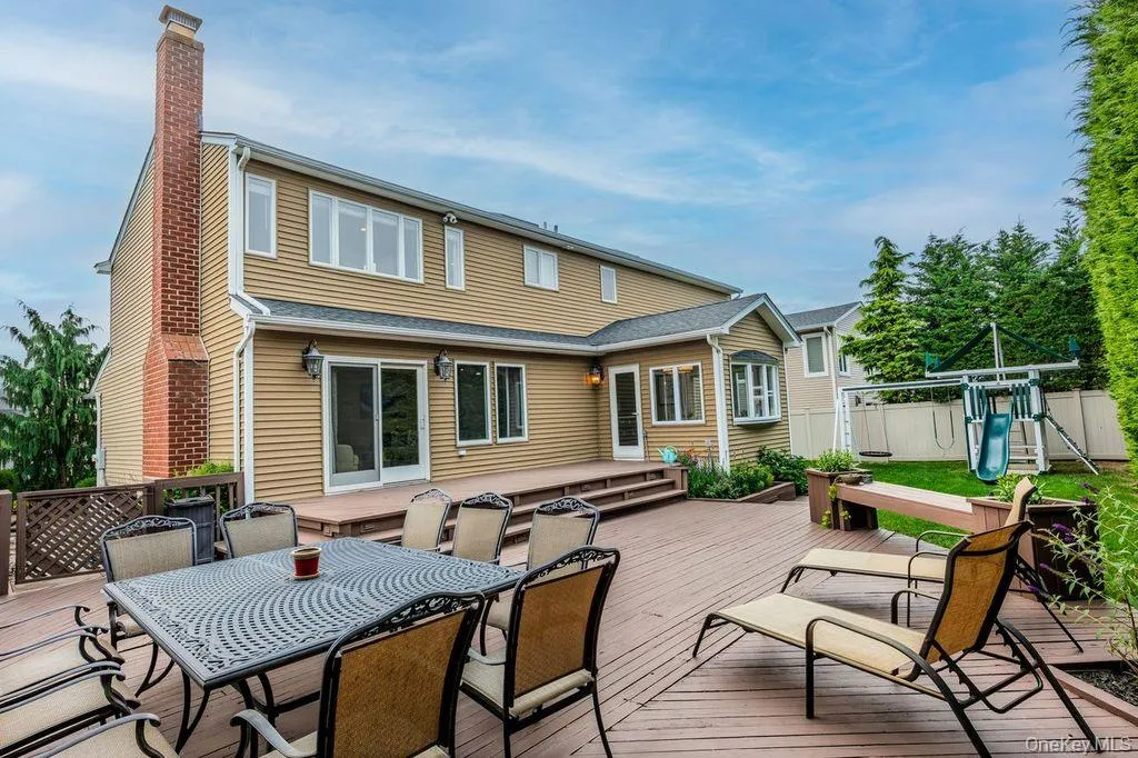 3343 Seawane Drive, Hempstead, NY, 4 Bedrooms Bedrooms, 9 Rooms Rooms,3 BathroomsBathrooms,Residential,For Rent,Seawane,0,1027349 3343 Seawane Drive, Hempstead, NY, 4 Bedrooms Bedrooms, 9 Rooms Rooms,3 BathroomsBathrooms,Residential,For Rent,Seawane,0,1027349