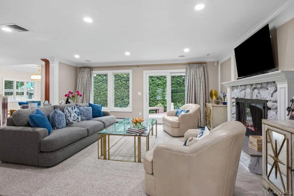 3343 Seawane Drive, Hempstead, NY, 4 Bedrooms Bedrooms, 9 Rooms Rooms,3 BathroomsBathrooms,Residential,For Rent,Seawane,0,1027349 3343 Seawane Drive, Hempstead, NY, 4 Bedrooms Bedrooms, 9 Rooms Rooms,3 BathroomsBathrooms,Residential,For Rent,Seawane,0,1027349
