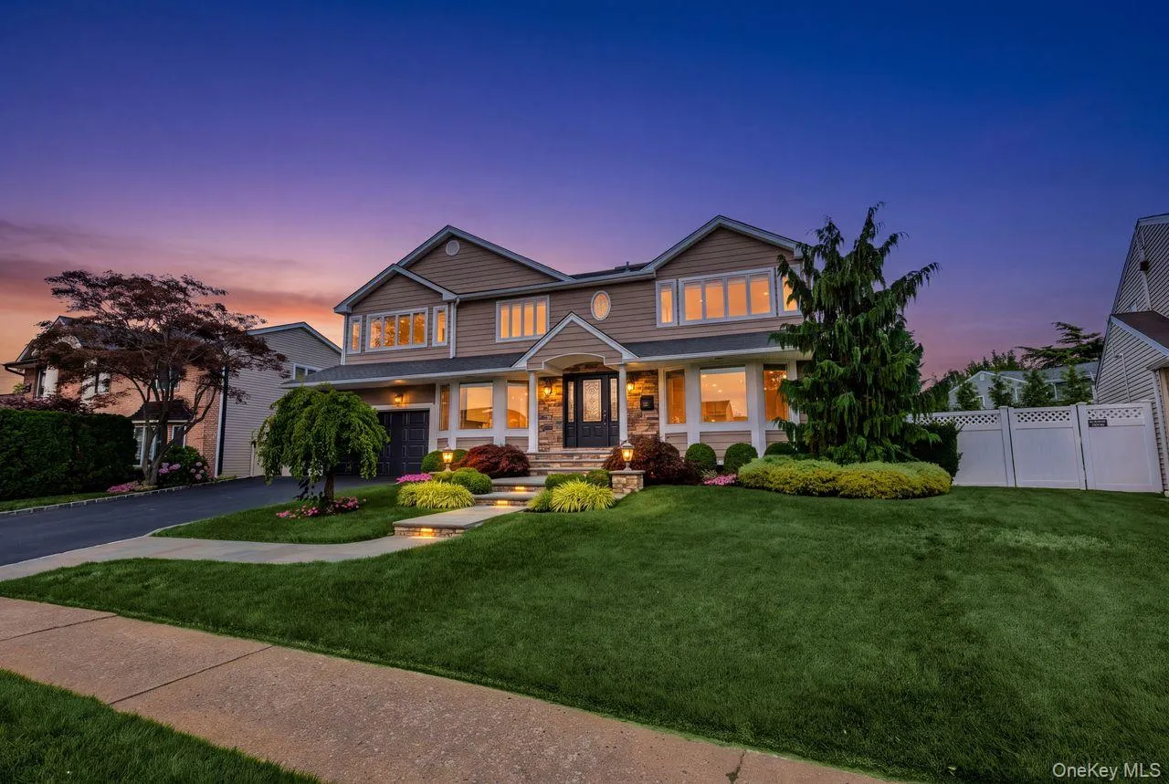 3343 Seawane Drive, Hempstead, NY, 4 Bedrooms Bedrooms, 9 Rooms Rooms,3 BathroomsBathrooms,Residential,For Rent,Seawane,0,1027349 3343 Seawane Drive, Hempstead, NY, 4 Bedrooms Bedrooms, 9 Rooms Rooms,3 BathroomsBathrooms,Residential,For Rent,Seawane,0,1027349