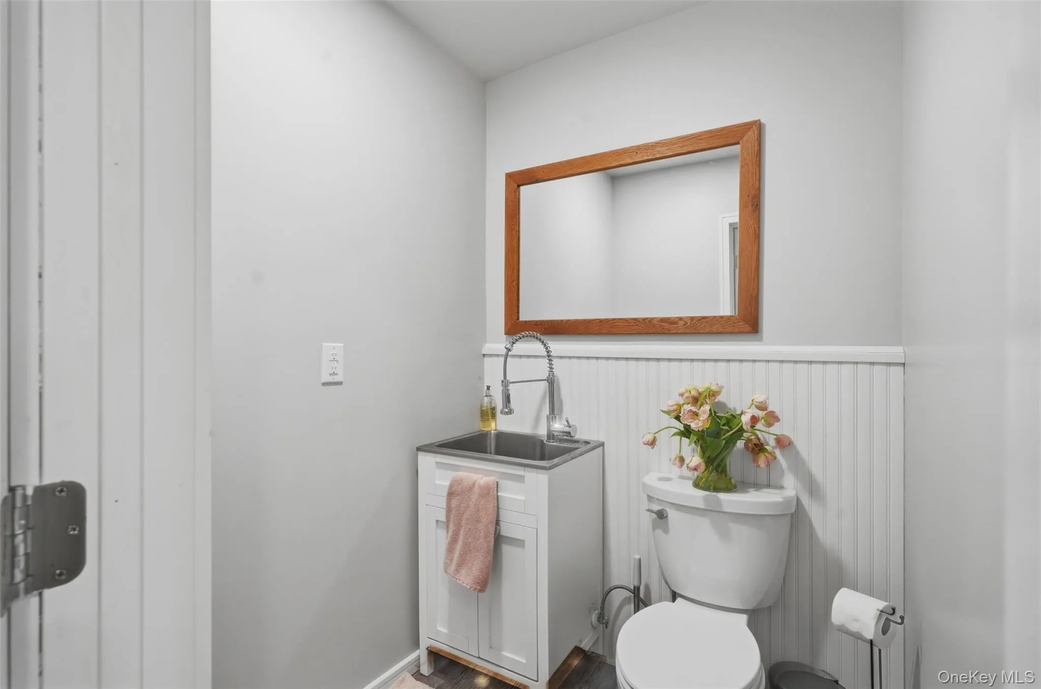 29 Murray Drive, Chester Town, NY, 3 Bedrooms Bedrooms, 8 Rooms Rooms,2 BathroomsBathrooms,Residential,For Rent,Murray,0,1027353 29 Murray Drive, Chester Town, NY, 3 Bedrooms Bedrooms, 8 Rooms Rooms,2 BathroomsBathrooms,Residential,For Rent,Murray,0,1027353