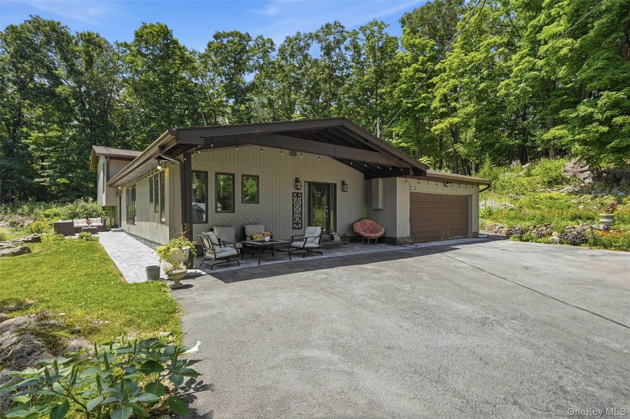 29 Murray Drive, Chester Town, NY, 3 Bedrooms Bedrooms, 8 Rooms Rooms,2 BathroomsBathrooms,Residential,For Rent,Murray,0,1027353 29 Murray Drive, Chester Town, NY, 3 Bedrooms Bedrooms, 8 Rooms Rooms,2 BathroomsBathrooms,Residential,For Rent,Murray,0,1027353