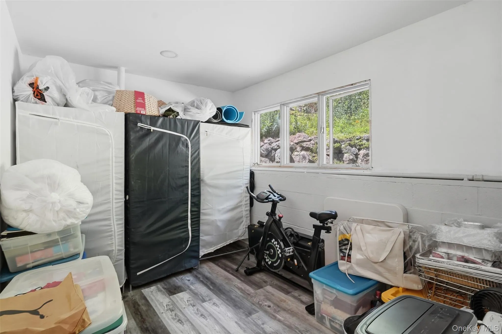 29 Murray Drive, Chester Town, NY, 3 Bedrooms Bedrooms, 8 Rooms Rooms,2 BathroomsBathrooms,Residential,For Rent,Murray,0,1027353 29 Murray Drive, Chester Town, NY, 3 Bedrooms Bedrooms, 8 Rooms Rooms,2 BathroomsBathrooms,Residential,For Rent,Murray,0,1027353
