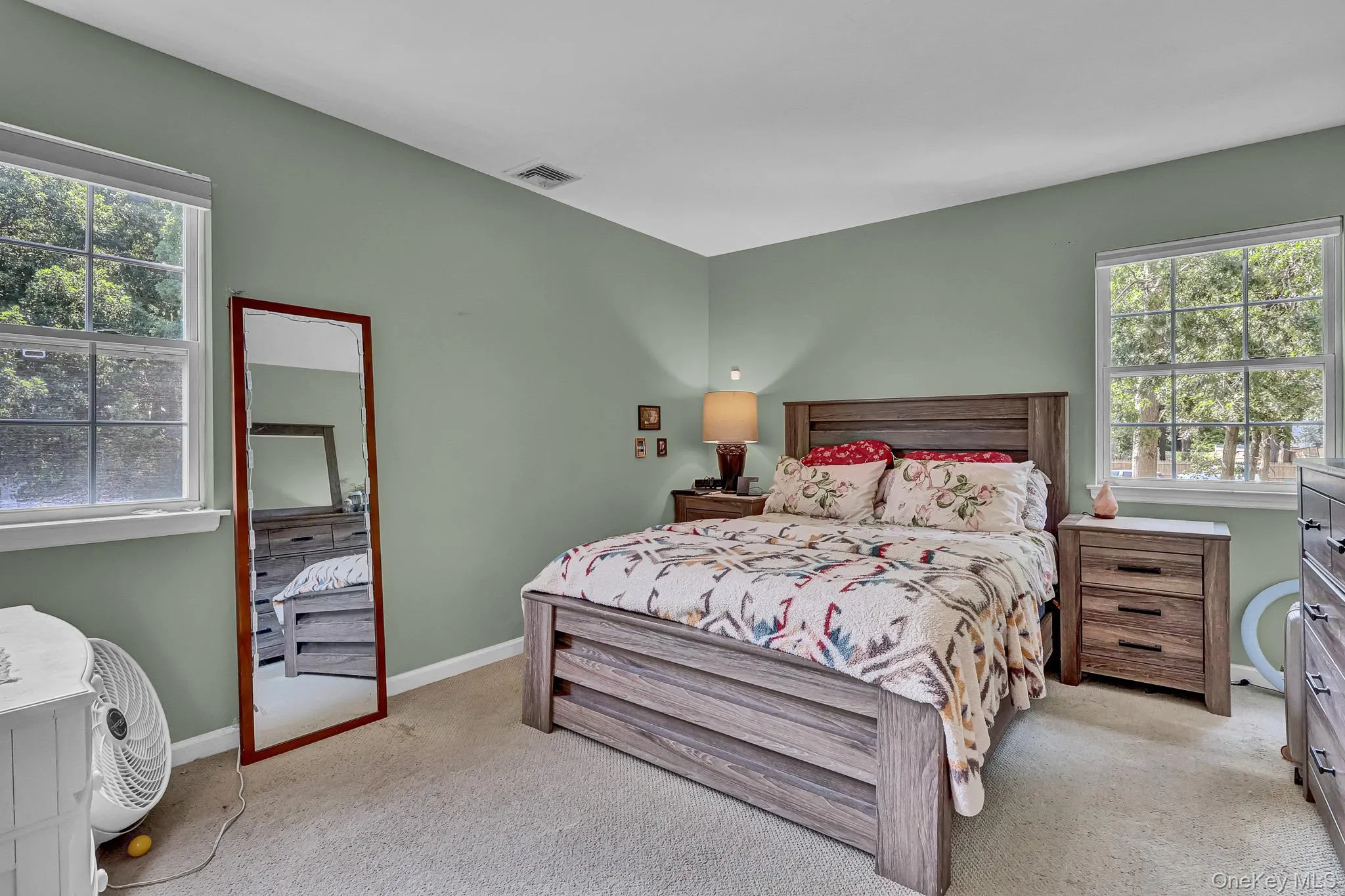 6 13th Street, Brookhaven, NY, 5 Bedrooms Bedrooms, 10 Rooms Rooms,3 BathroomsBathrooms,Residential,For Rent,13th,0,1027354 6 13th Street, Brookhaven, NY, 5 Bedrooms Bedrooms, 10 Rooms Rooms,3 BathroomsBathrooms,Residential,For Rent,13th,0,1027354