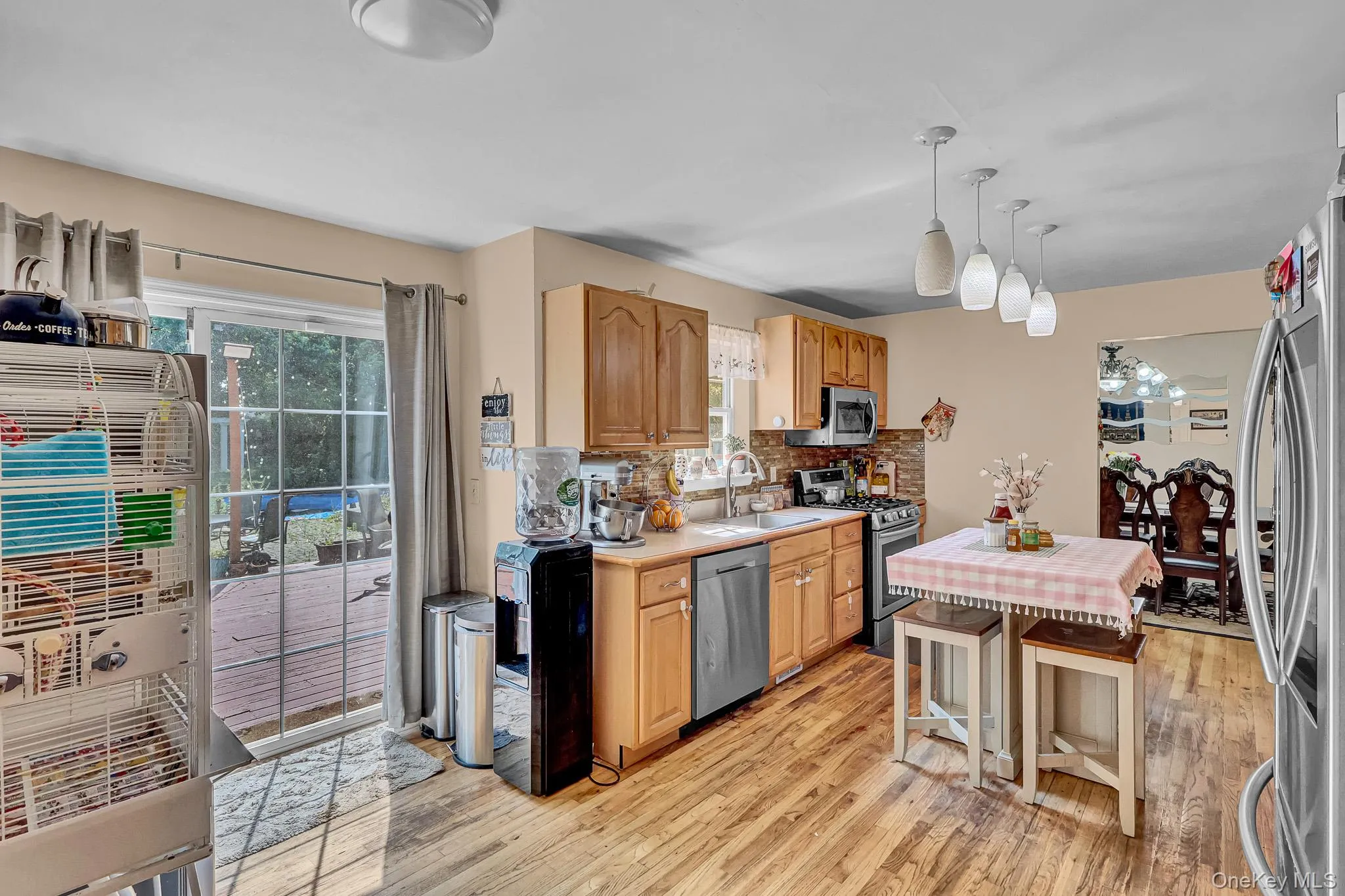 6 13th Street, Brookhaven, NY, 5 Bedrooms Bedrooms, 10 Rooms Rooms,3 BathroomsBathrooms,Residential,For Rent,13th,0,1027354 6 13th Street, Brookhaven, NY, 5 Bedrooms Bedrooms, 10 Rooms Rooms,3 BathroomsBathrooms,Residential,For Rent,13th,0,1027354
