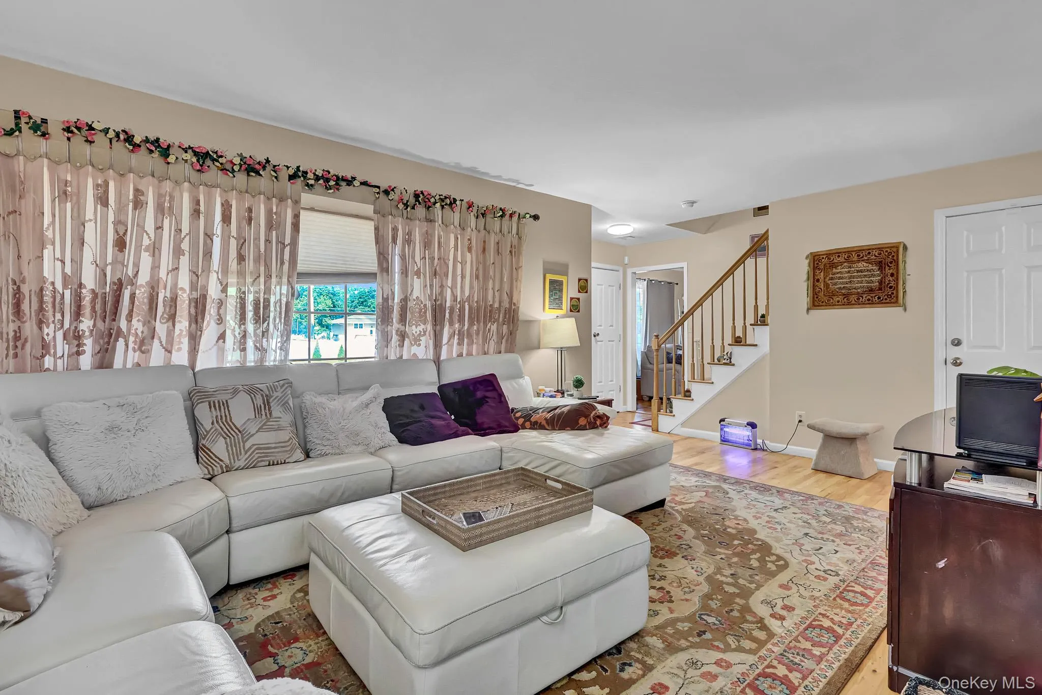 6 13th Street, Brookhaven, NY, 5 Bedrooms Bedrooms, 10 Rooms Rooms,3 BathroomsBathrooms,Residential,For Rent,13th,0,1027354 6 13th Street, Brookhaven, NY, 5 Bedrooms Bedrooms, 10 Rooms Rooms,3 BathroomsBathrooms,Residential,For Rent,13th,0,1027354