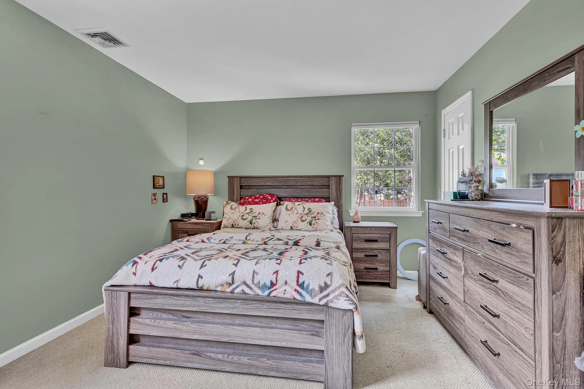 6 13th Street, Brookhaven, NY, 5 Bedrooms Bedrooms, 10 Rooms Rooms,3 BathroomsBathrooms,Residential,For Rent,13th,0,1027354 6 13th Street, Brookhaven, NY, 5 Bedrooms Bedrooms, 10 Rooms Rooms,3 BathroomsBathrooms,Residential,For Rent,13th,0,1027354
