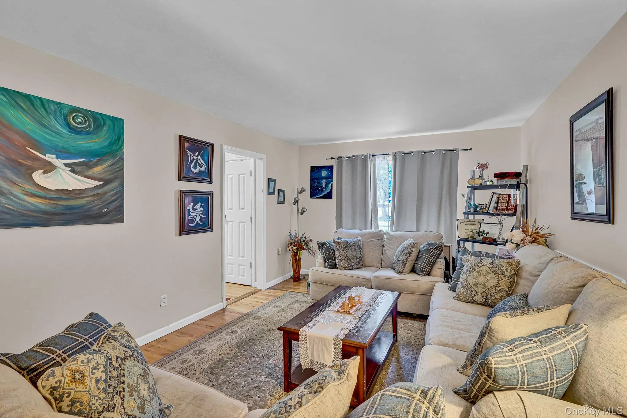 6 13th Street, Brookhaven, NY, 5 Bedrooms Bedrooms, 10 Rooms Rooms,3 BathroomsBathrooms,Residential,For Rent,13th,0,1027354 6 13th Street, Brookhaven, NY, 5 Bedrooms Bedrooms, 10 Rooms Rooms,3 BathroomsBathrooms,Residential,For Rent,13th,0,1027354