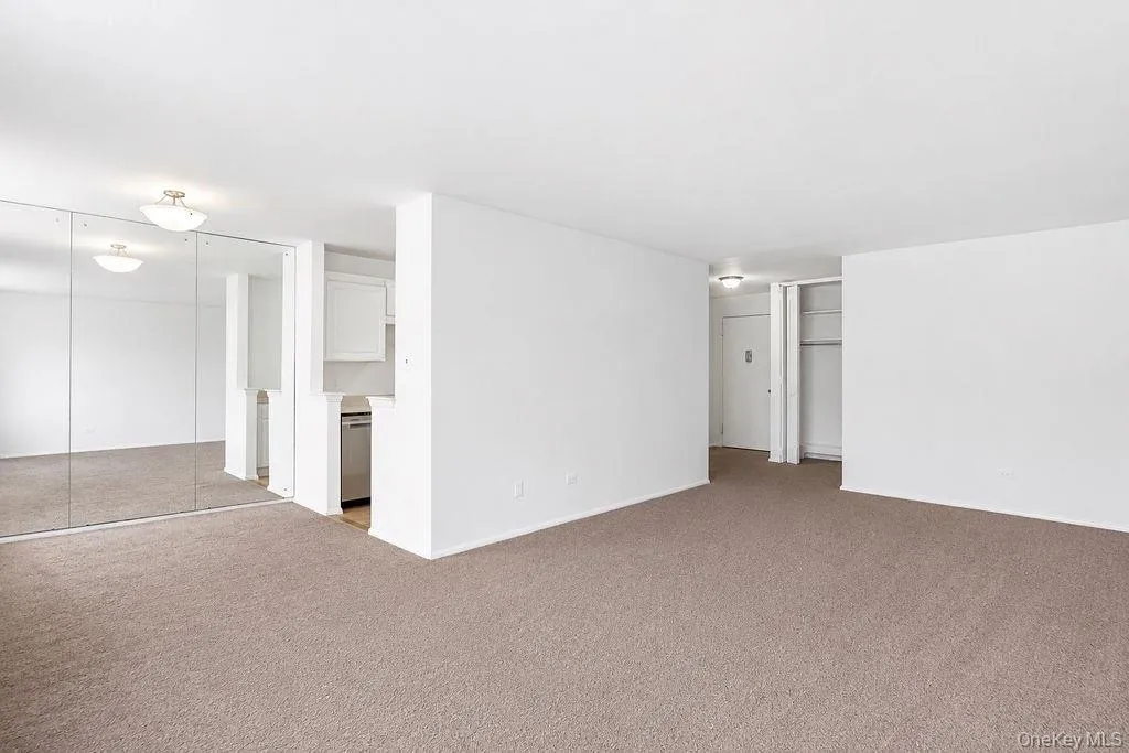 84-29 153rd Avenue, New York, NY, 1 Bedroom Bedrooms, 5 Rooms Rooms,1 BathroomBathrooms,Residential,For Rent,153rd,0,1027357 84-29 153rd Avenue, New York, NY, 1 Bedroom Bedrooms, 5 Rooms Rooms,1 BathroomBathrooms,Residential,For Rent,153rd,0,1027357
