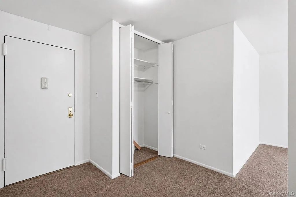 84-29 153rd Avenue, New York, NY, 1 Bedroom Bedrooms, 5 Rooms Rooms,1 BathroomBathrooms,Residential,For Rent,153rd,0,1027357 84-29 153rd Avenue, New York, NY, 1 Bedroom Bedrooms, 5 Rooms Rooms,1 BathroomBathrooms,Residential,For Rent,153rd,0,1027357