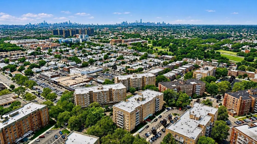 84-29 153rd Avenue, New York, NY, 1 Bedroom Bedrooms, 5 Rooms Rooms,1 BathroomBathrooms,Residential,For Rent,153rd,0,1027357 84-29 153rd Avenue, New York, NY, 1 Bedroom Bedrooms, 5 Rooms Rooms,1 BathroomBathrooms,Residential,For Rent,153rd,0,1027357