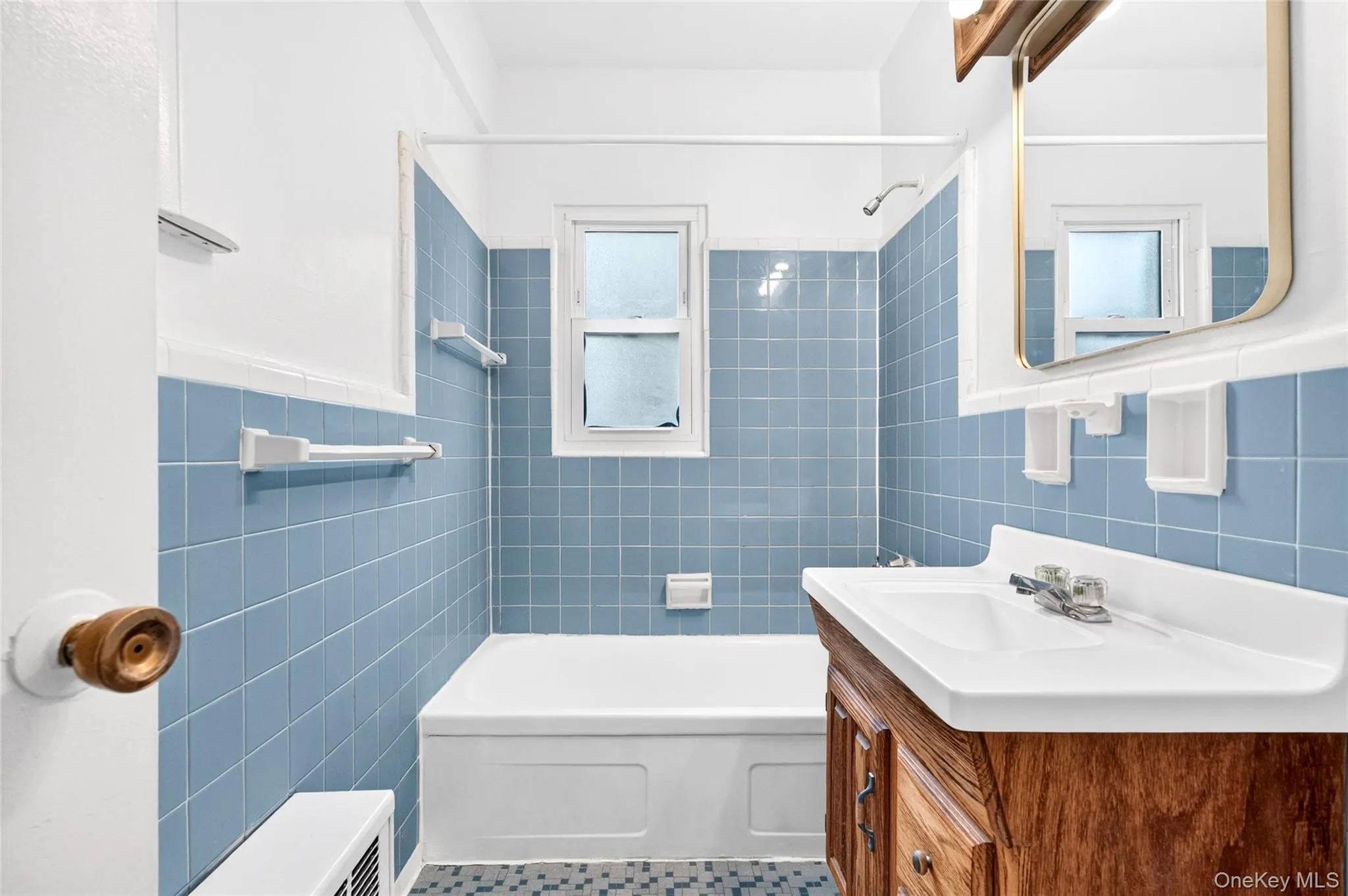 95 Wiltshire Road, New Rochelle, NY, 1 Bedroom Bedrooms, 4 Rooms Rooms,1 BathroomBathrooms,Residential,For Rent,Wiltshire,0,1027366 95 Wiltshire Road, New Rochelle, NY, 1 Bedroom Bedrooms, 4 Rooms Rooms,1 BathroomBathrooms,Residential,For Rent,Wiltshire,0,1027366