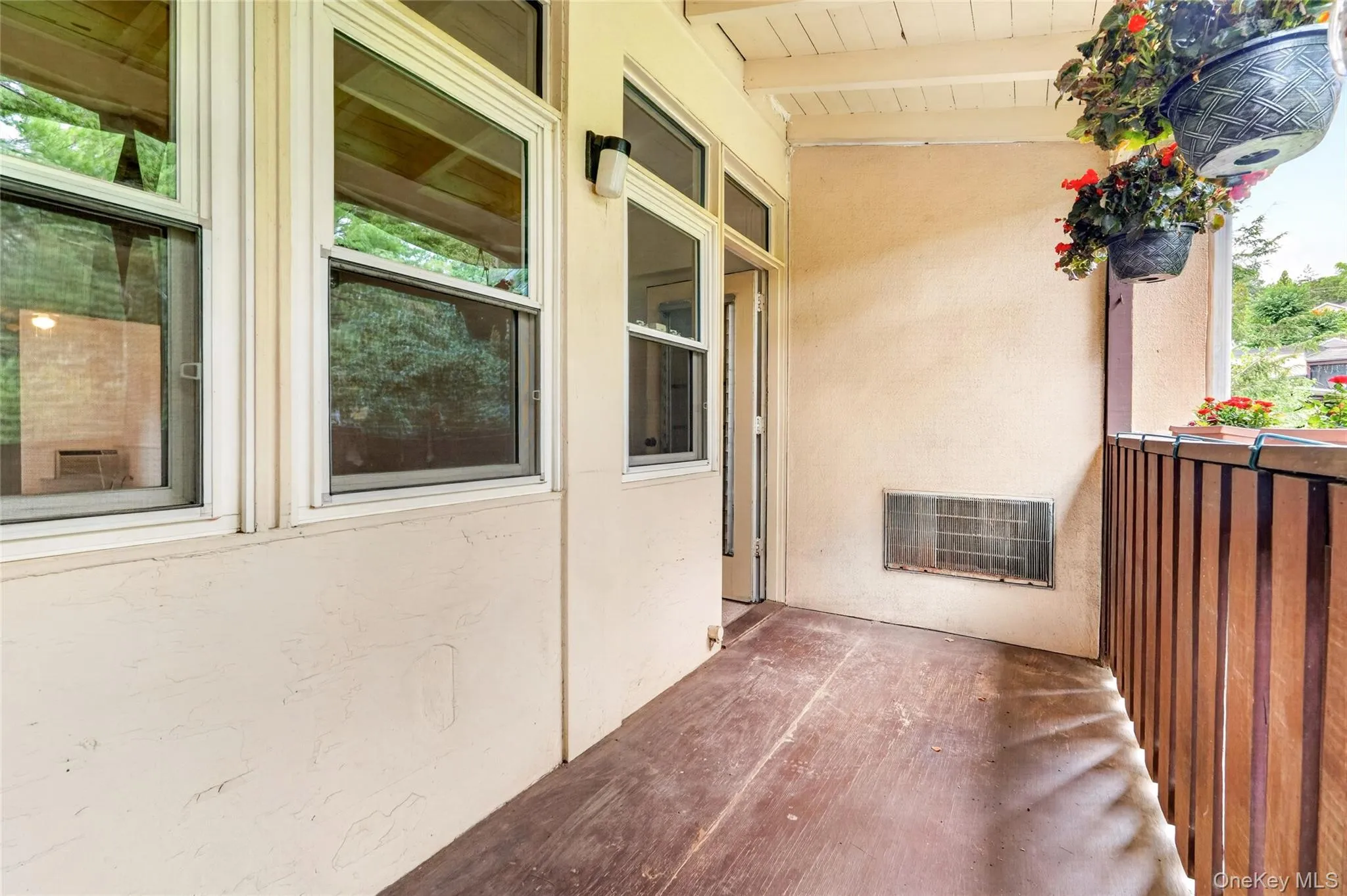 95 Wiltshire Road, New Rochelle, NY, 1 Bedroom Bedrooms, 4 Rooms Rooms,1 BathroomBathrooms,Residential,For Rent,Wiltshire,0,1027366 95 Wiltshire Road, New Rochelle, NY, 1 Bedroom Bedrooms, 4 Rooms Rooms,1 BathroomBathrooms,Residential,For Rent,Wiltshire,0,1027366