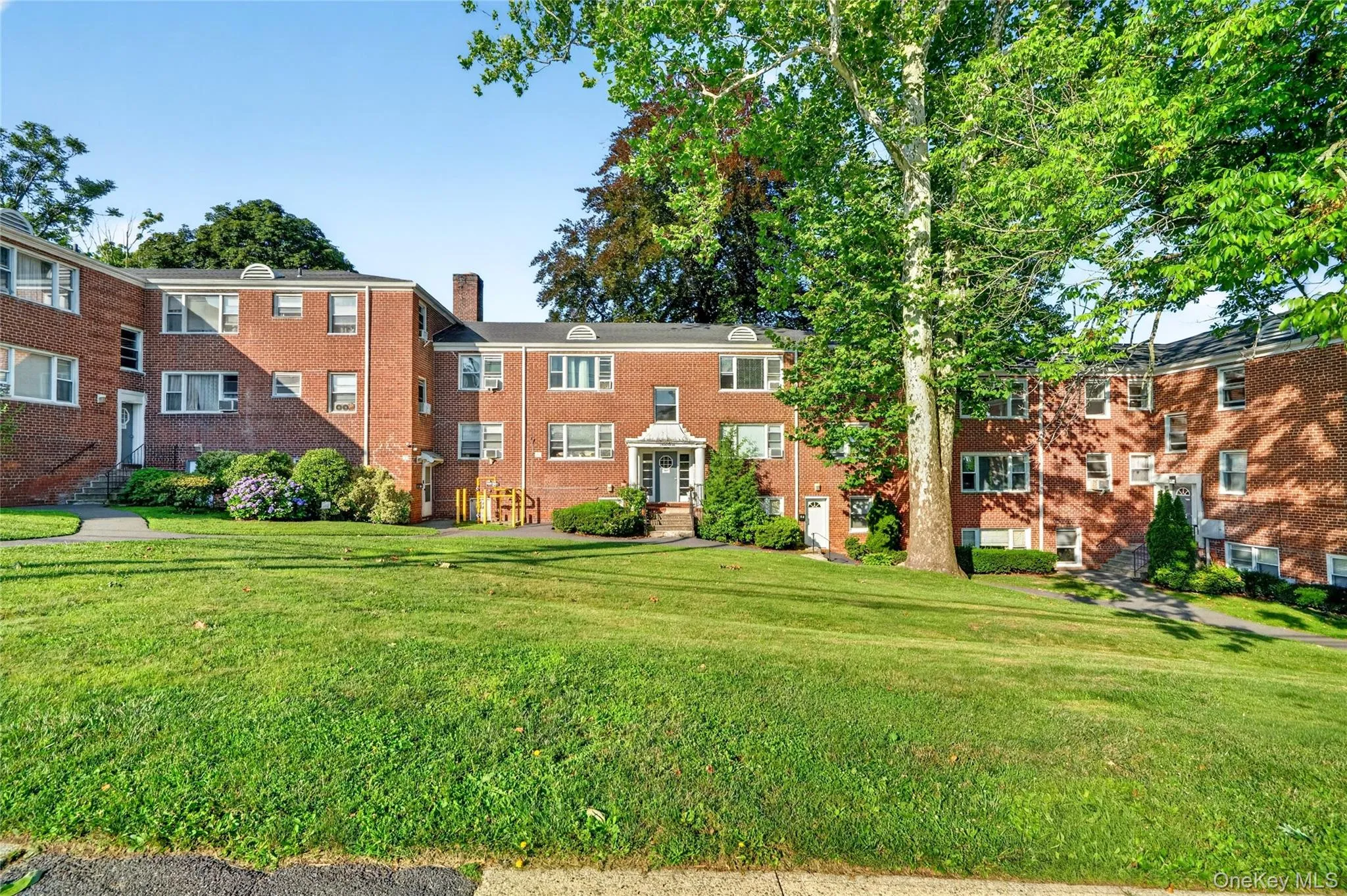 2 Soundview Avenue, White Plains, NY, 1 Bedroom Bedrooms, 3 Rooms Rooms,1 BathroomBathrooms,Residential,For Rent,Soundview,0,1027369 2 Soundview Avenue, White Plains, NY, 1 Bedroom Bedrooms, 3 Rooms Rooms,1 BathroomBathrooms,Residential,For Rent,Soundview,0,1027369